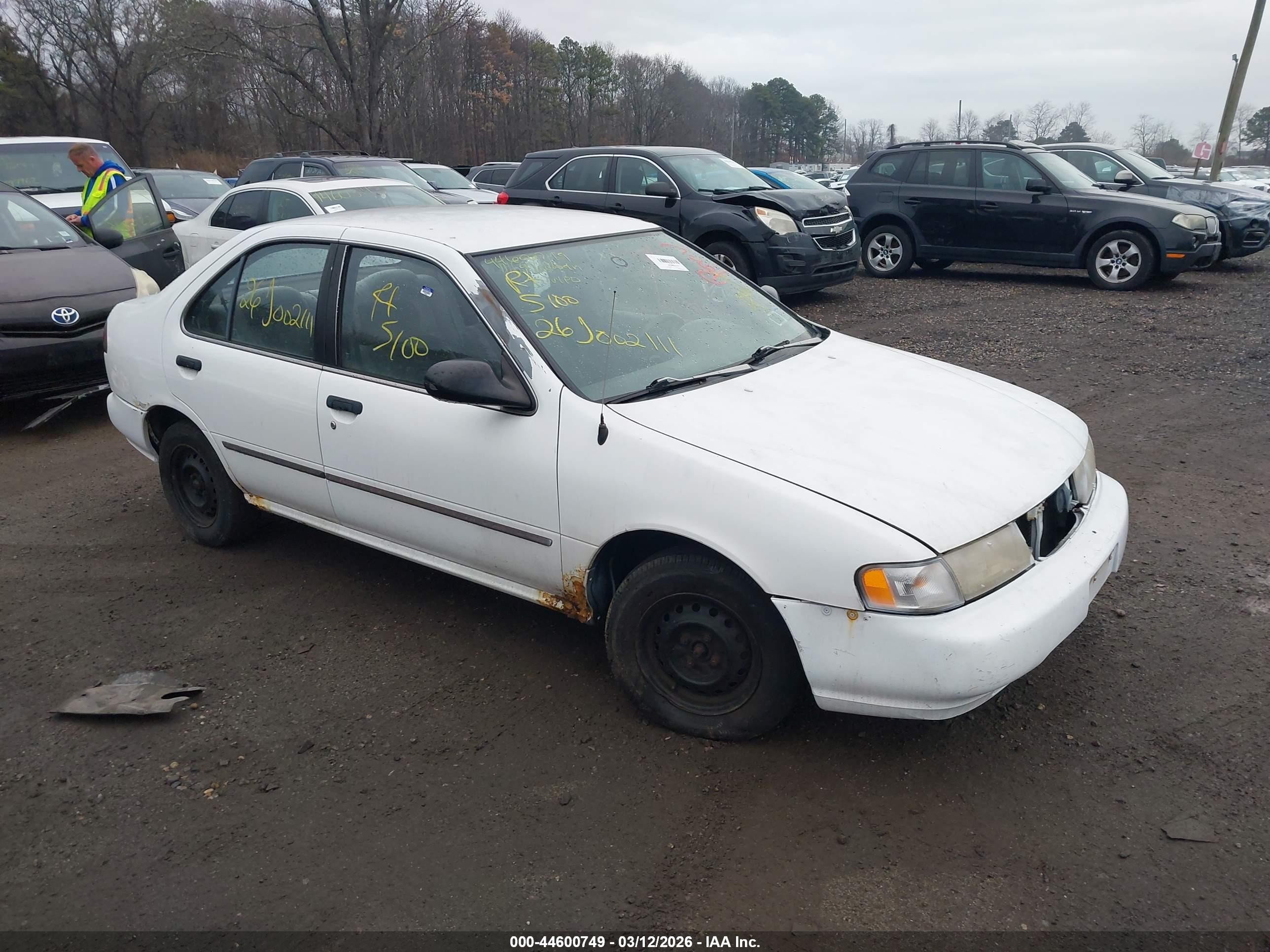 1997 Nissan Sentra Gle/gxe/xe White vin: 1N4AB41D0VC790497