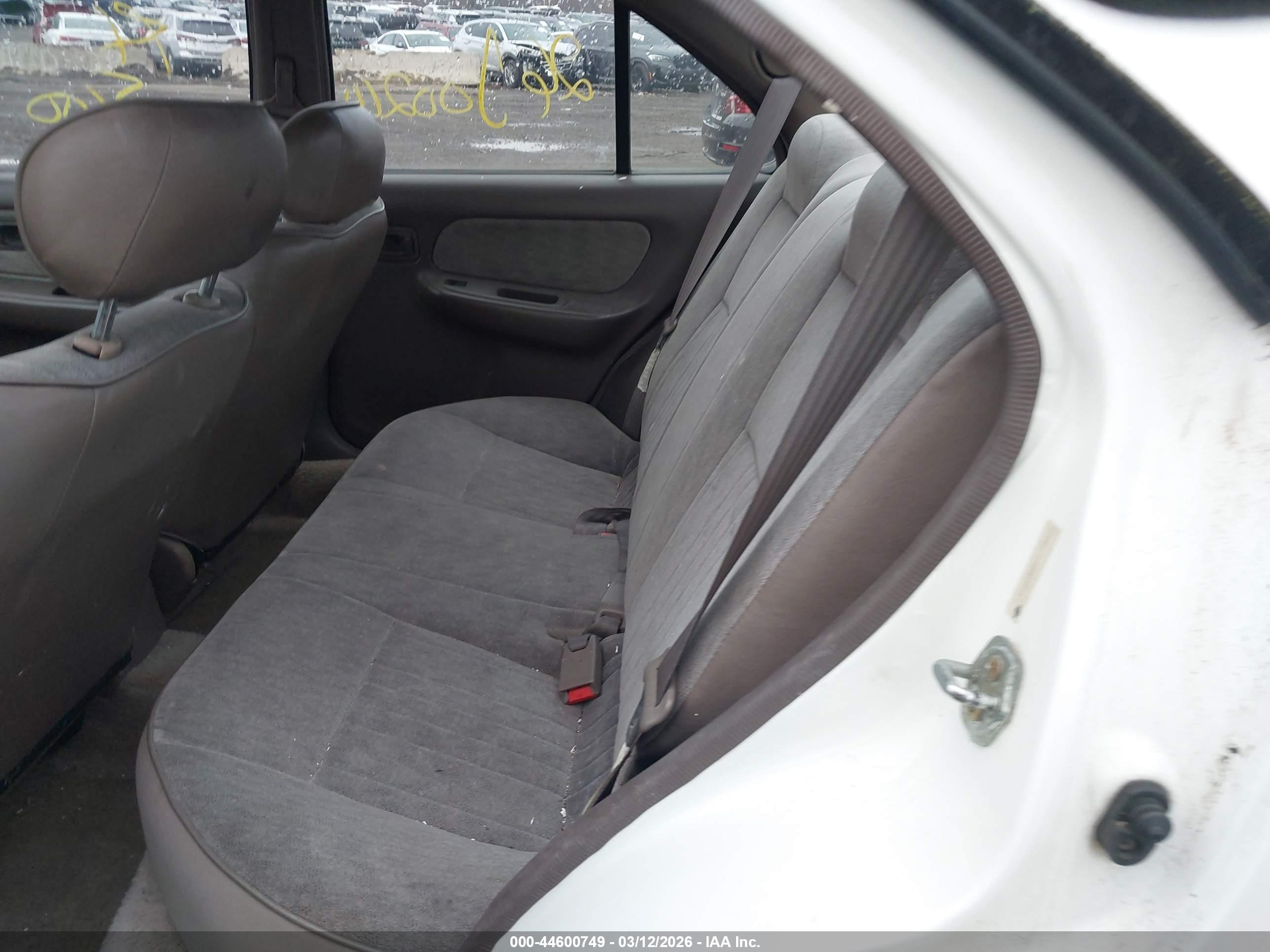 1997 Nissan Sentra Gle/gxe/xe White vin: 1N4AB41D0VC790497