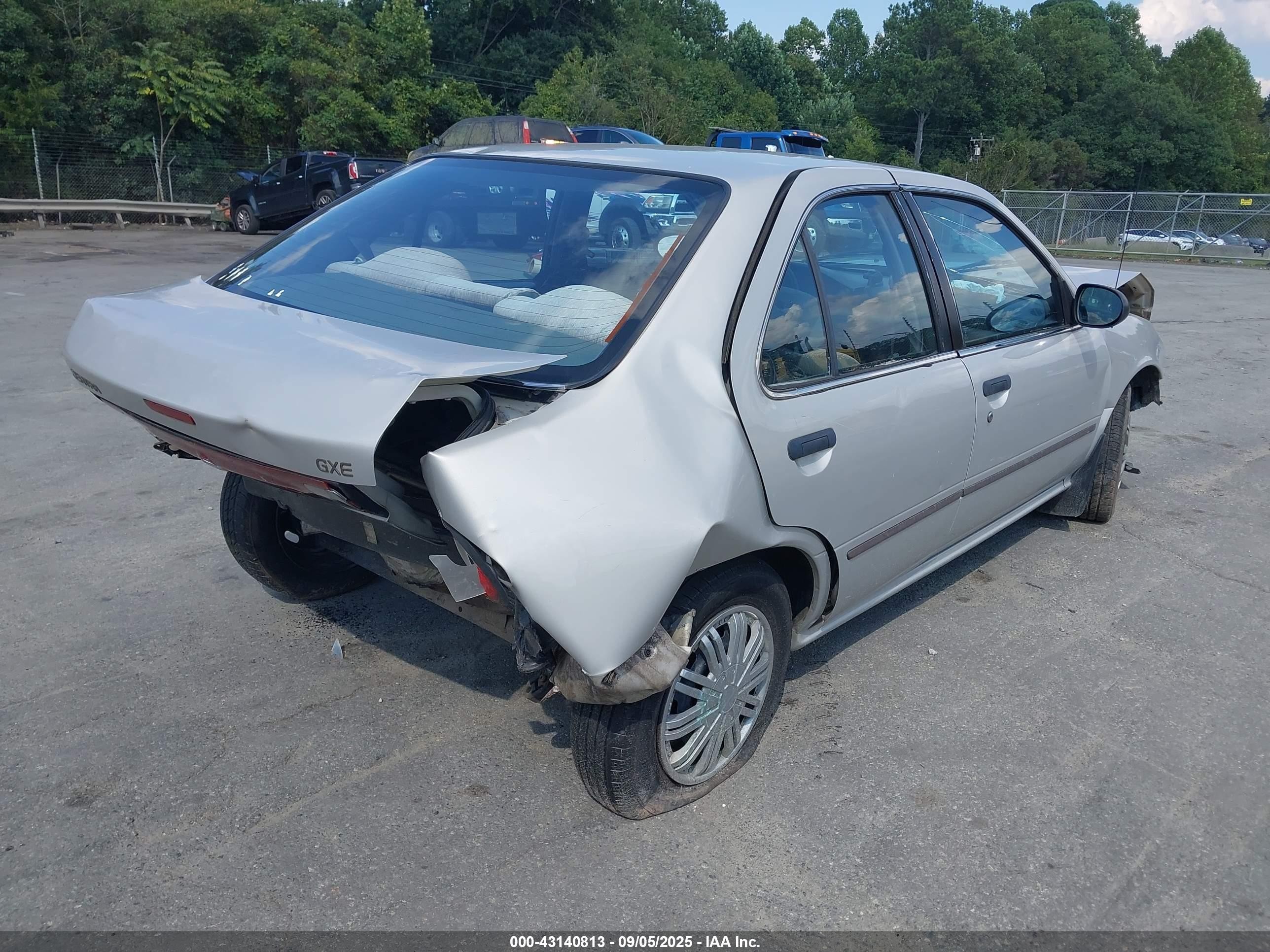1998 Nissan Sentra Gle/gxe/xe Gray vin: 1N4AB41D1WC758983