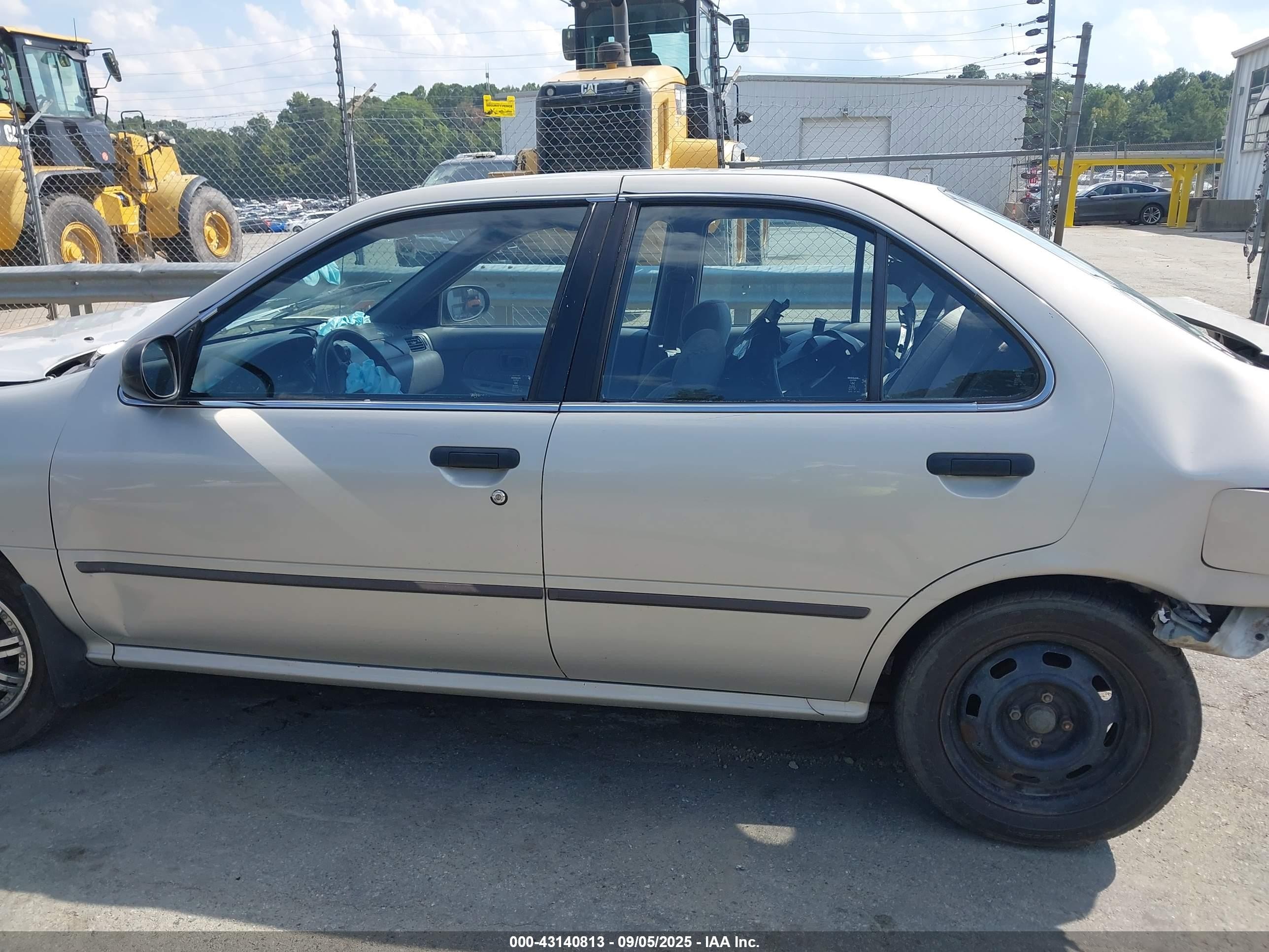 1998 Nissan Sentra Gle/gxe/xe Gray vin: 1N4AB41D1WC758983