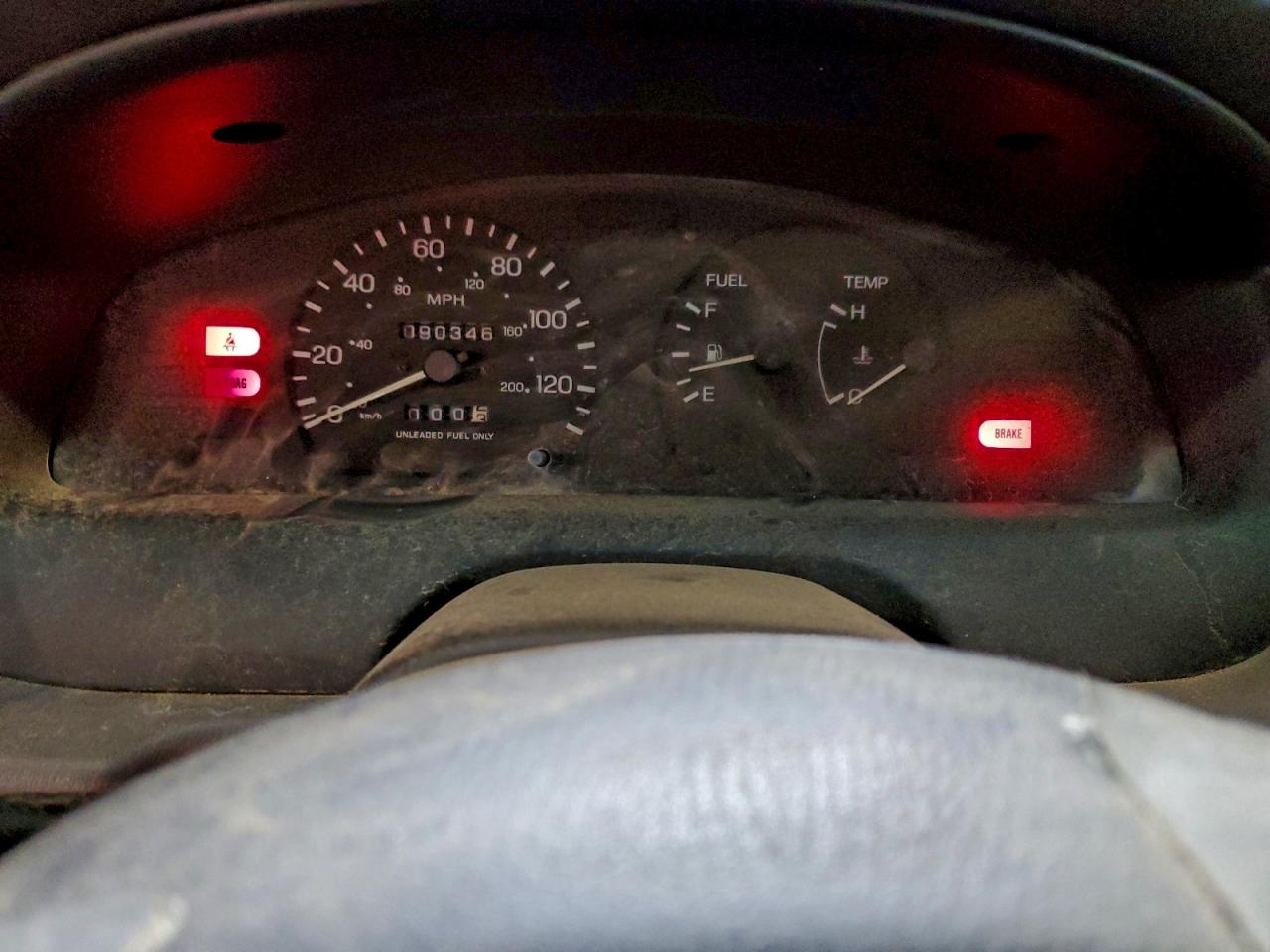 1996 Nissan Sentra E Белый vin: 1N4AB41D3TC713040