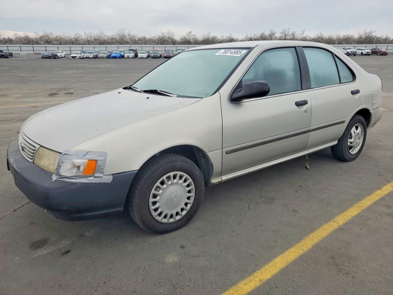 1997 Nissan Sentra Base Silver vin: 1N4AB41D3VC746221