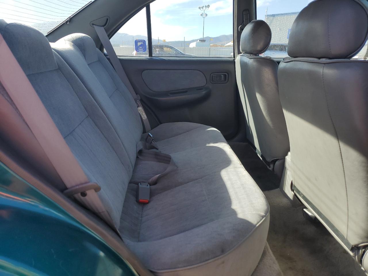 1996 Nissan Sentra E Зеленый vin: 1N4AB41D4TC743244