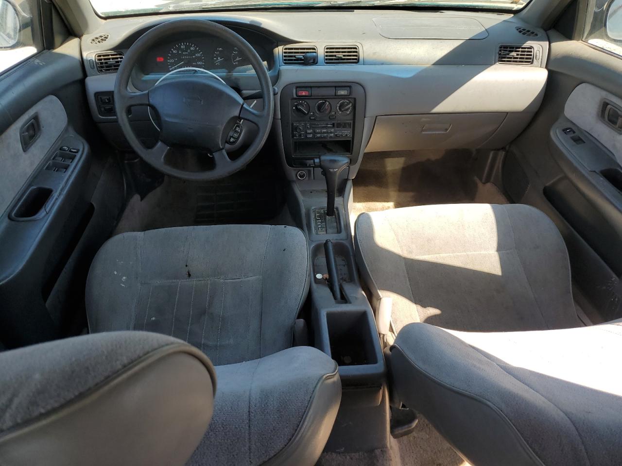 1996 Nissan Sentra E Green vin: 1N4AB41D4TC760397