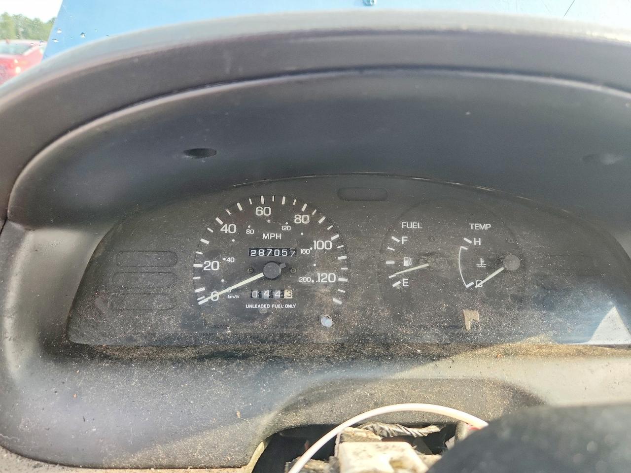 1997 Nissan Sentra Base Teal vin: 1N4AB41D4VC745790