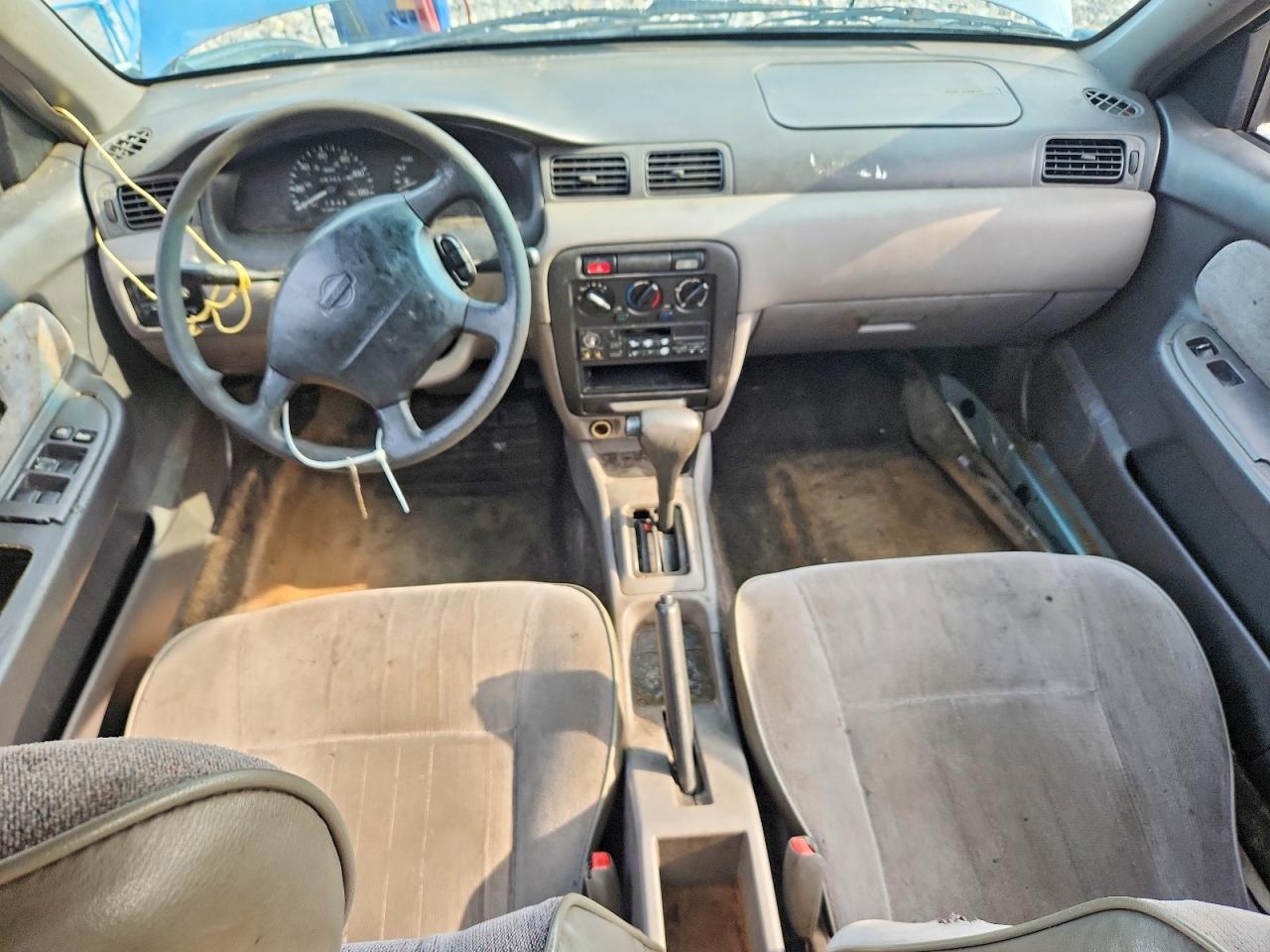 1997 Nissan Sentra Base Teal vin: 1N4AB41D4VC745790
