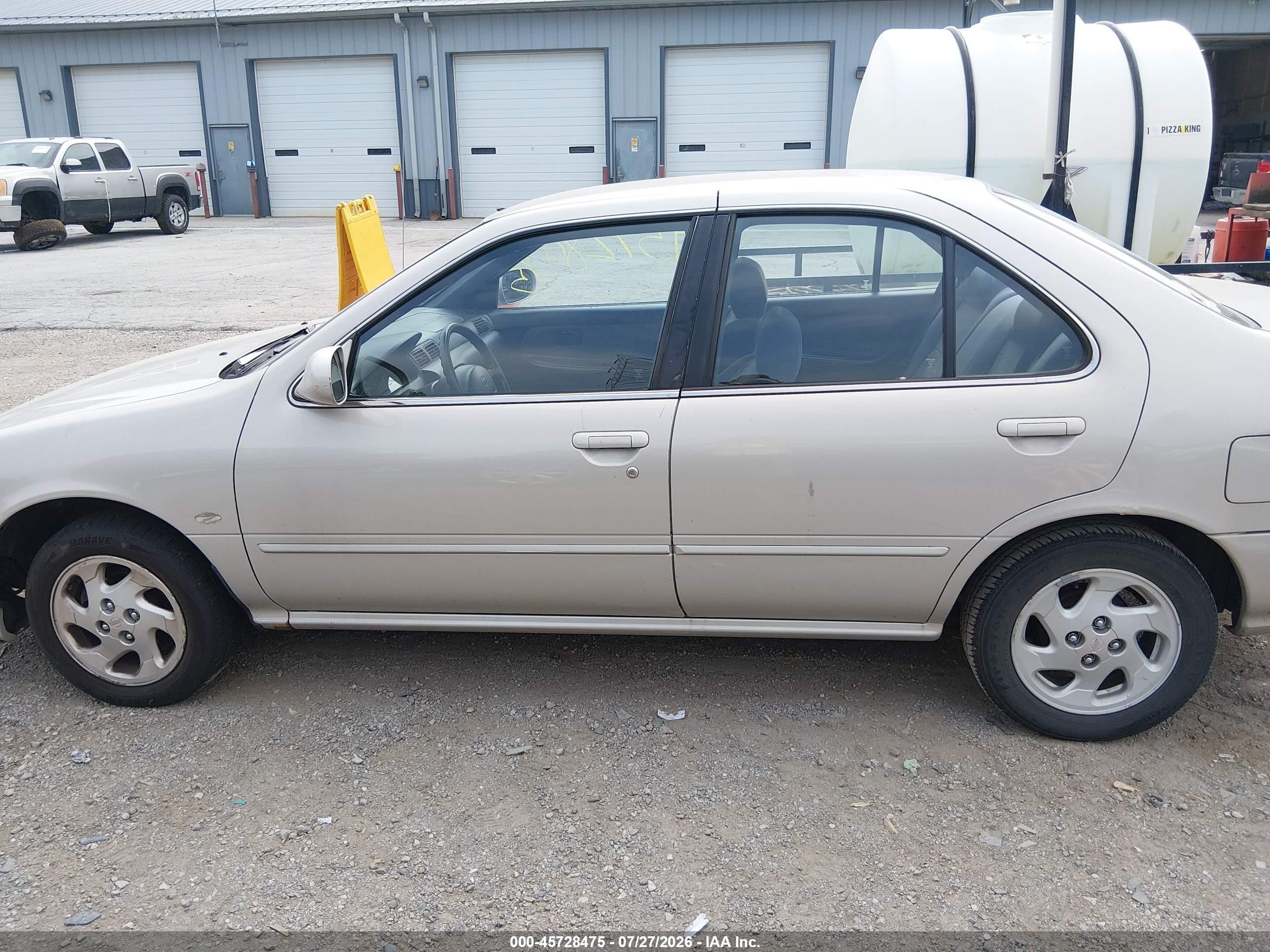 1999 Nissan Sentra Gxe/xe Gray vin: 1N4AB41D4XC705583