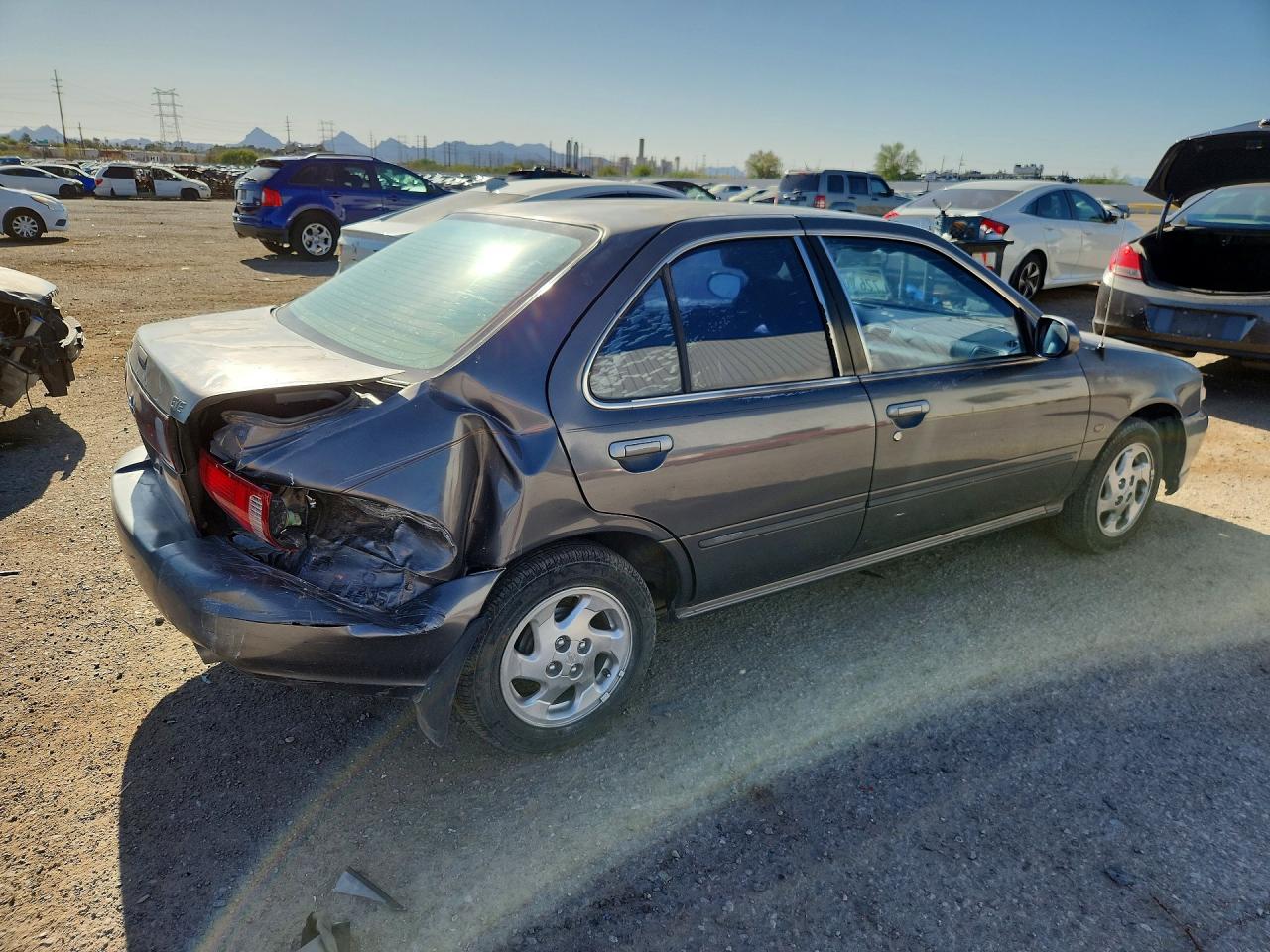 1999 Nissan Sentra Xe Gray vin: 1N4AB41D4XC713697
