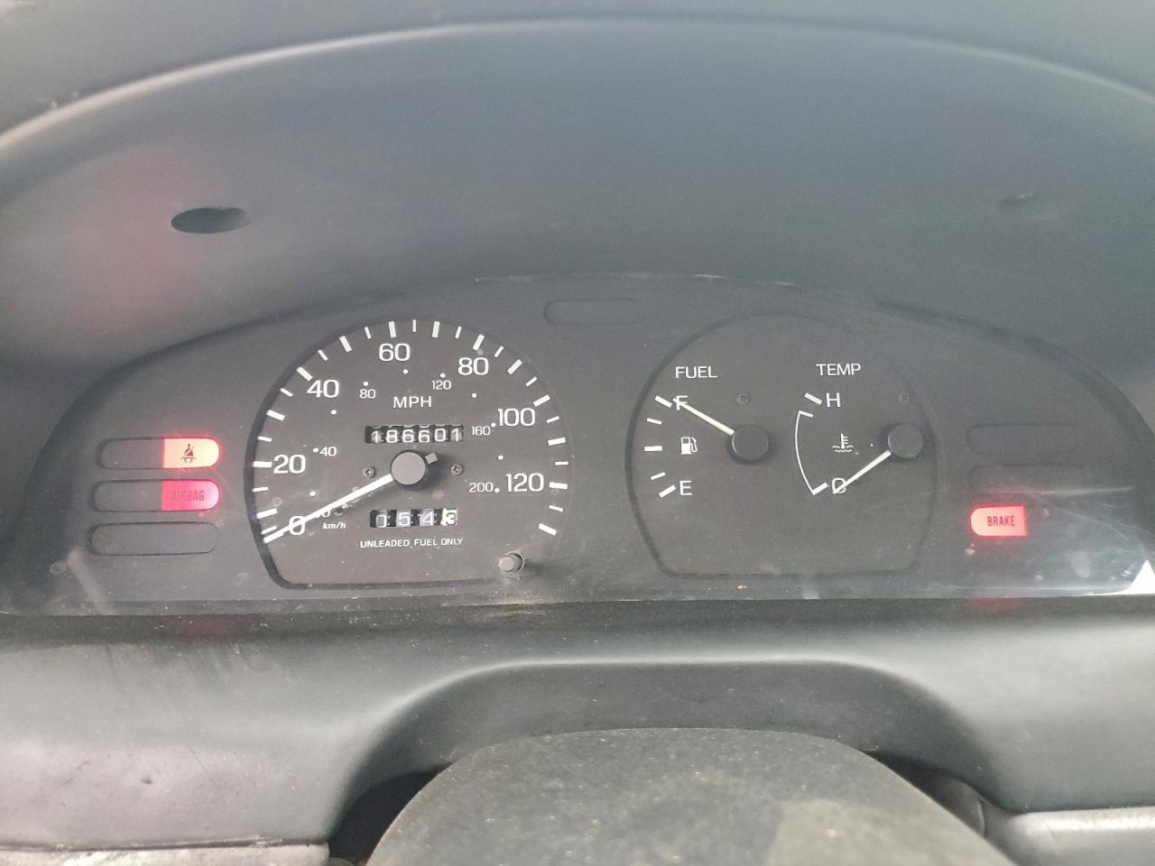 1995 Nissan Sentra Base White vin: 1N4AB41D5SC721994