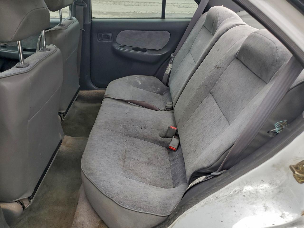 1995 Nissan Sentra Base White vin: 1N4AB41D5SC721994