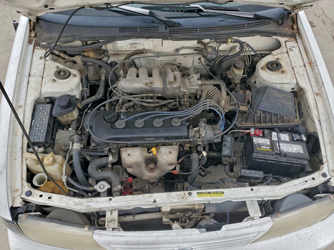 1995 Nissan Sentra Base White vin: 1N4AB41D5SC721994