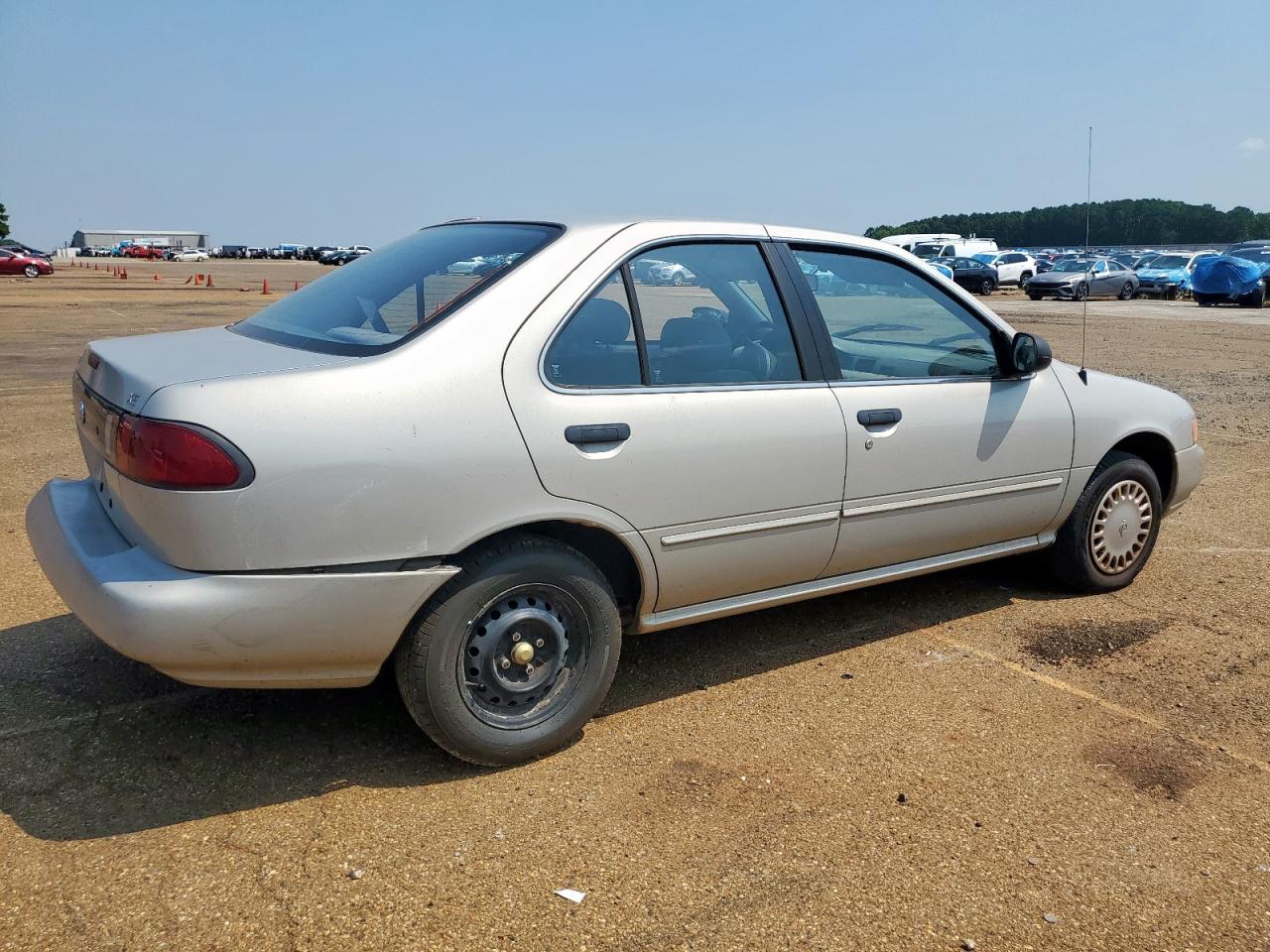 1995 Nissan Sentra Base Silver vin: 1N4AB41D5SC761945