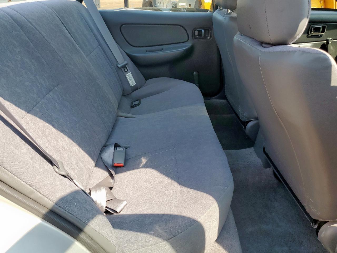 1995 Nissan Sentra Base Silver vin: 1N4AB41D5SC761945