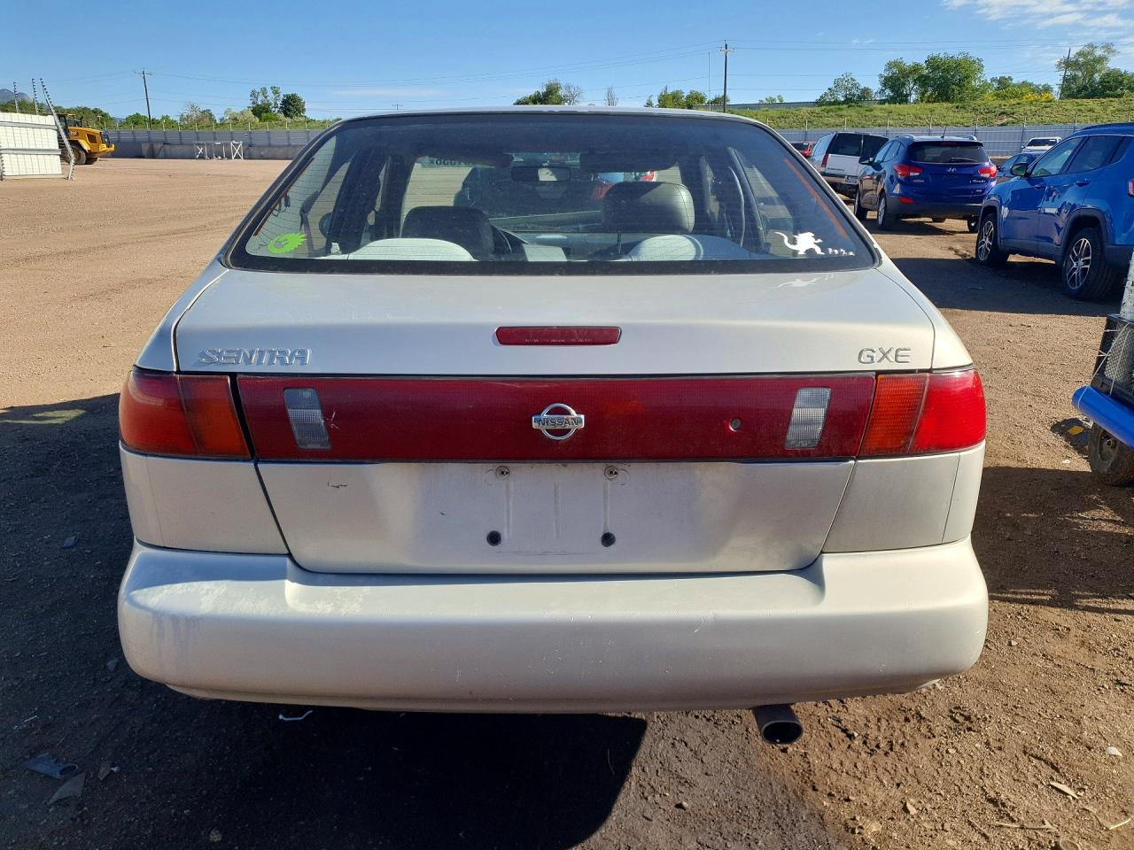 1997 Nissan Sentra Base Silver vin: 1N4AB41D5VC741361