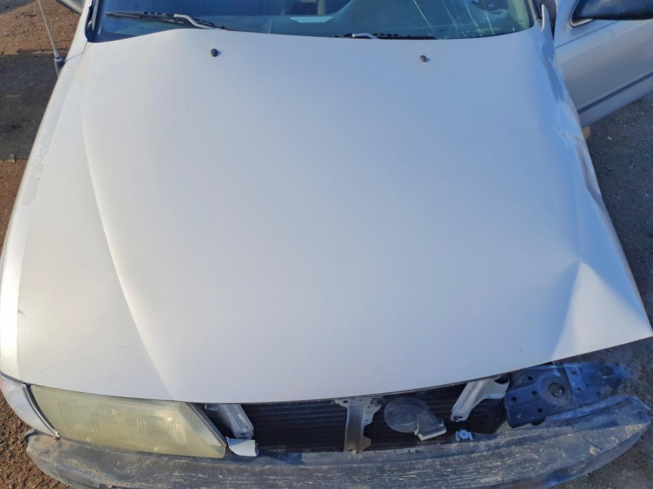 1997 Nissan Sentra Base Silver vin: 1N4AB41D5VC741361