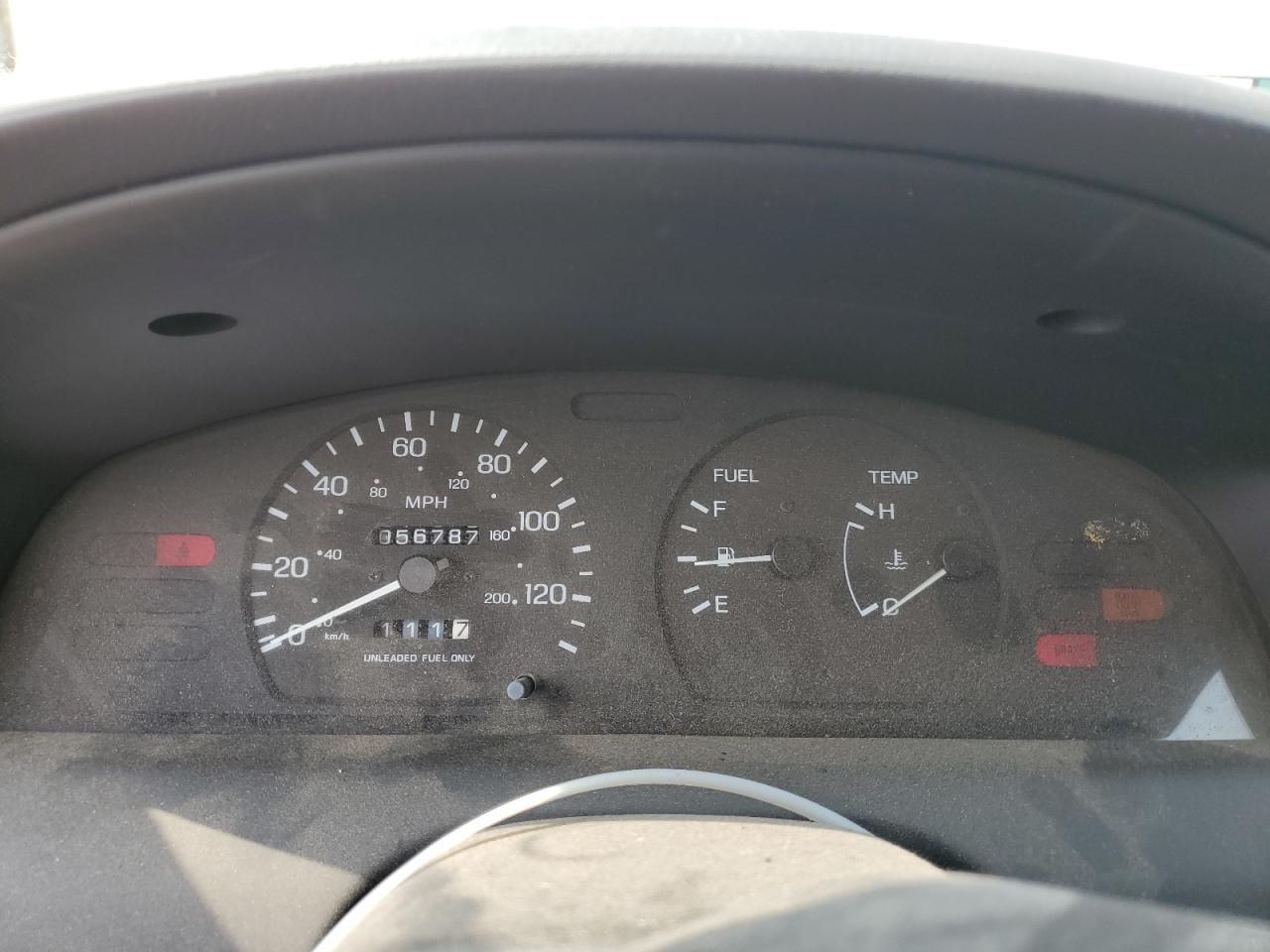 1998 Nissan Sentra E Серебряный vin: 1N4AB41D5WC729230