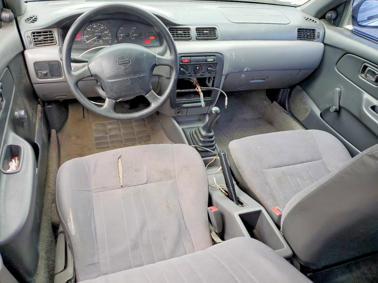1995 Niss Sentra White vin: 1N4AB41D6SC750971