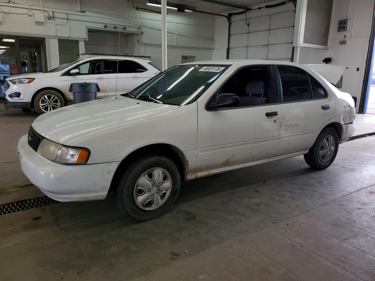 1995 Niss Sentra White vin: 1N4AB41D6SC750971