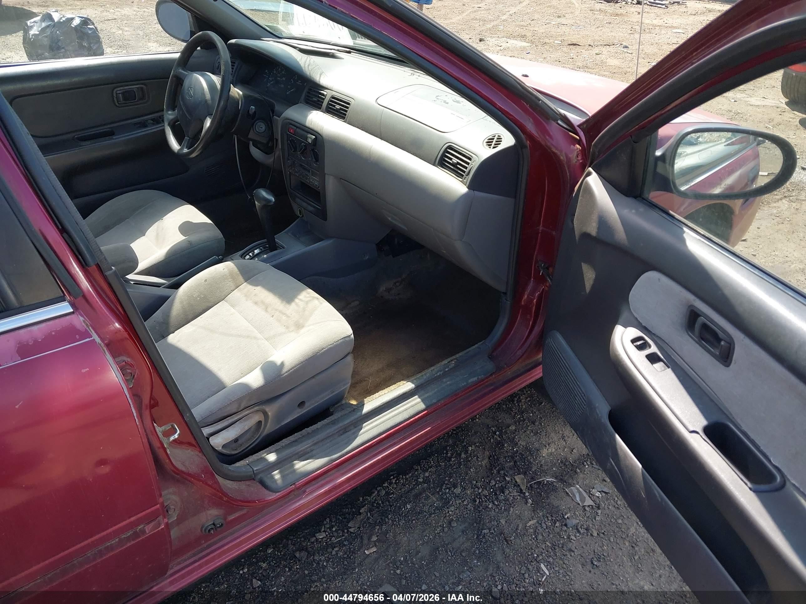 1995 Nissan Sentra Xe/gxe/gle Maroon vin: 1N4AB41D6SC779631