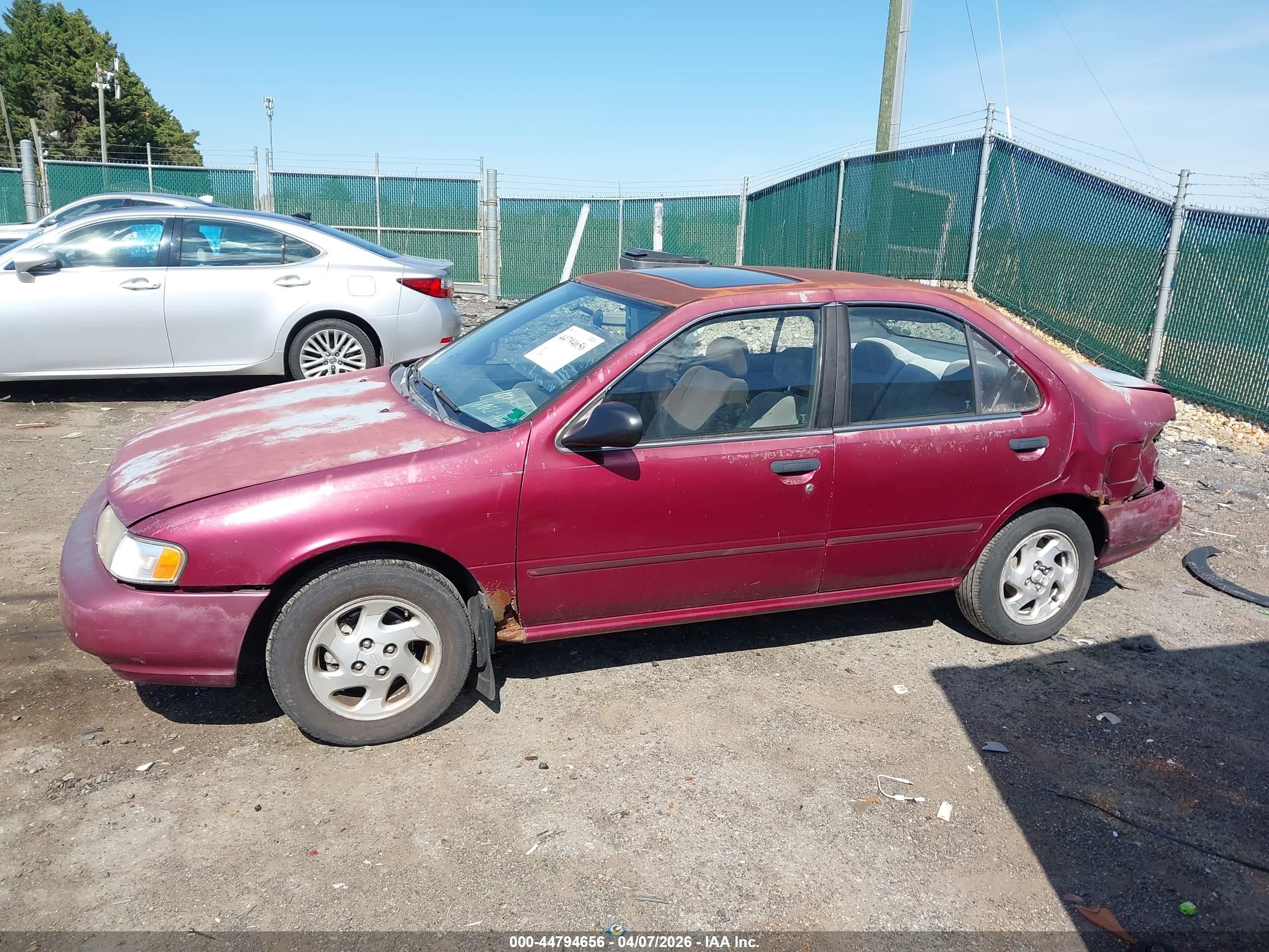 1995 Nissan Sentra Xe/gxe/gle Maroon vin: 1N4AB41D6SC779631