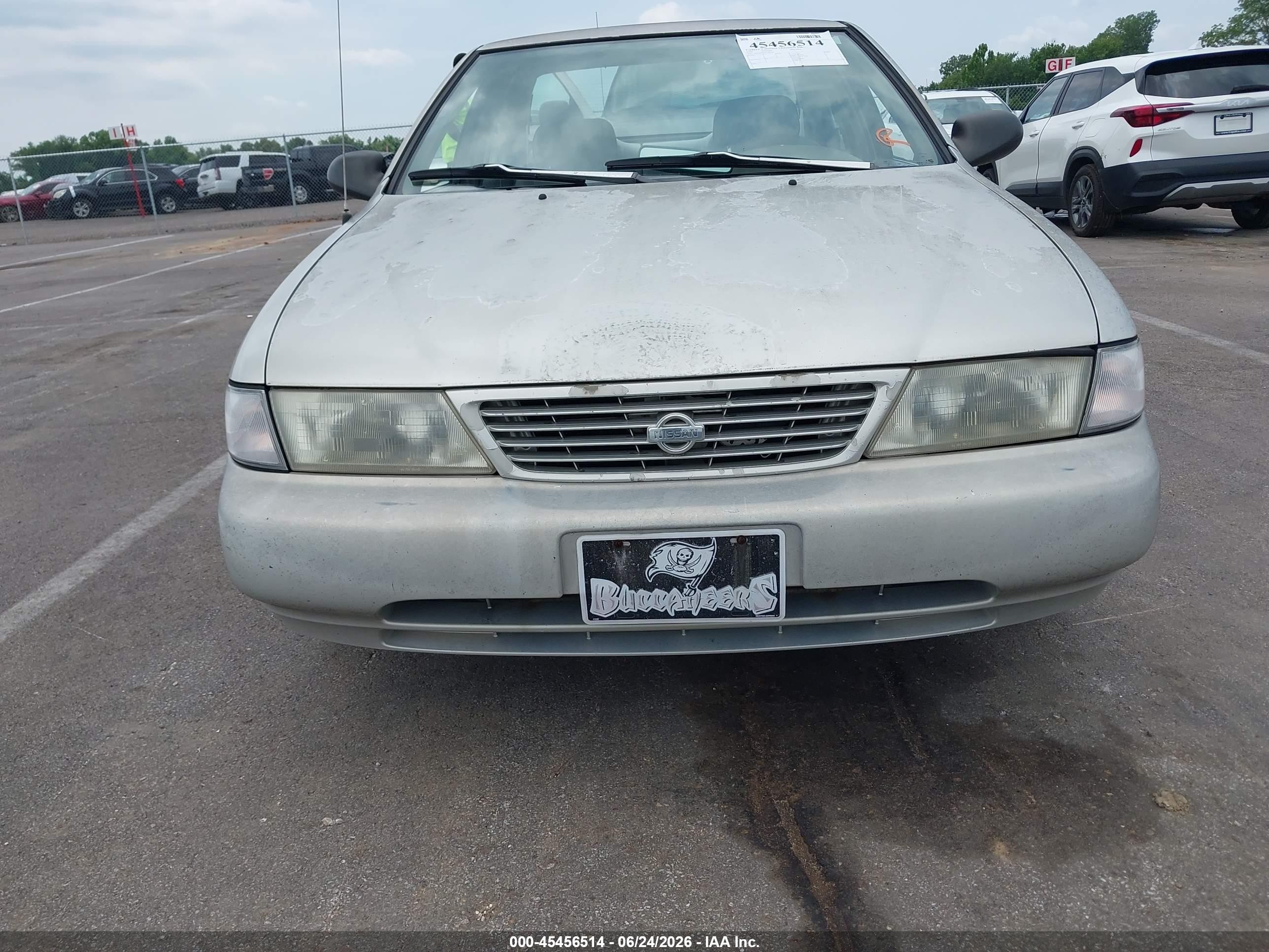 1996 Nissan Sentra E/xe/gxe/gle Tan vin: 1N4AB41D6TC787147