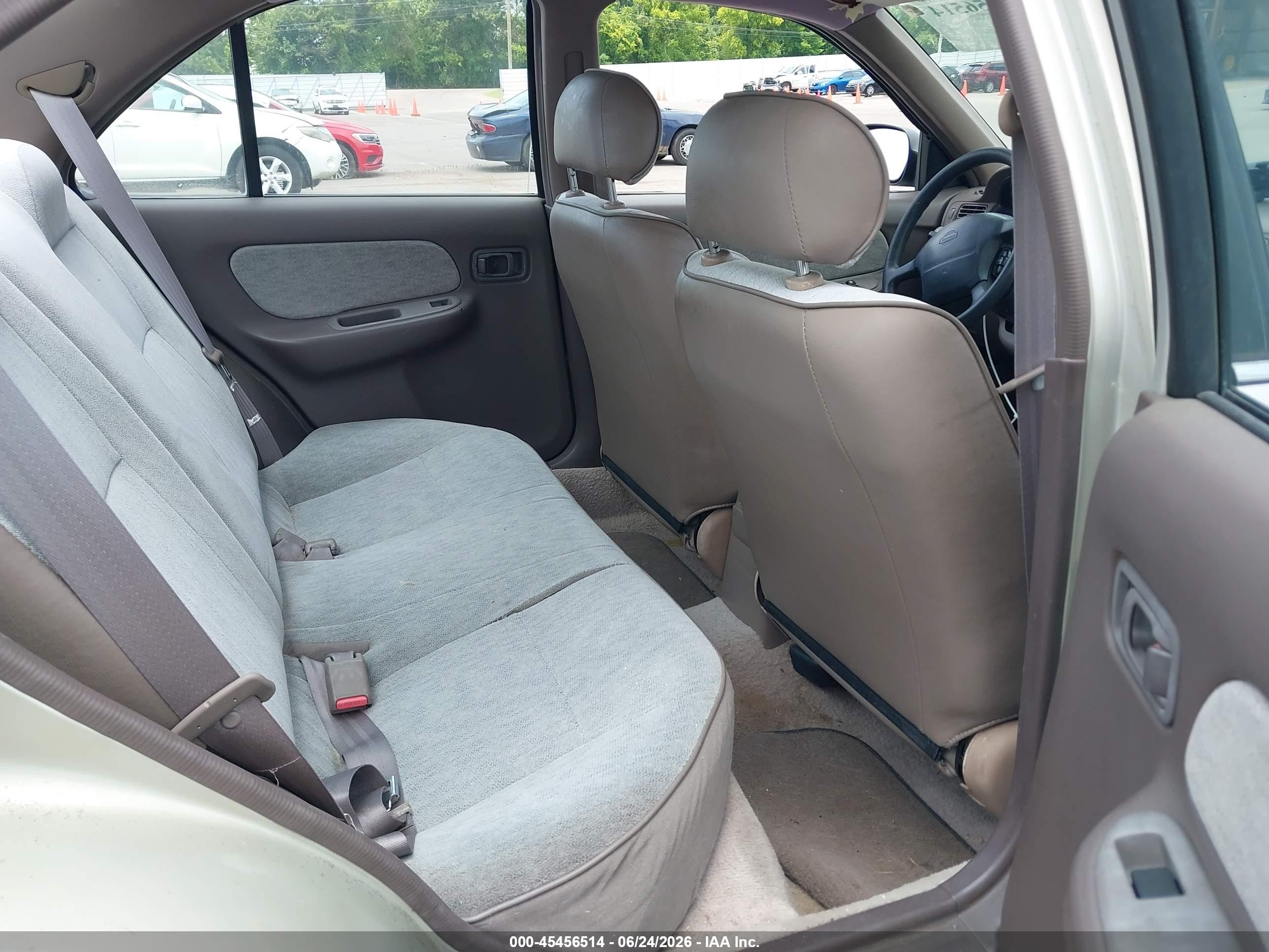 1996 Nissan Sentra E/xe/gxe/gle Tan vin: 1N4AB41D6TC787147