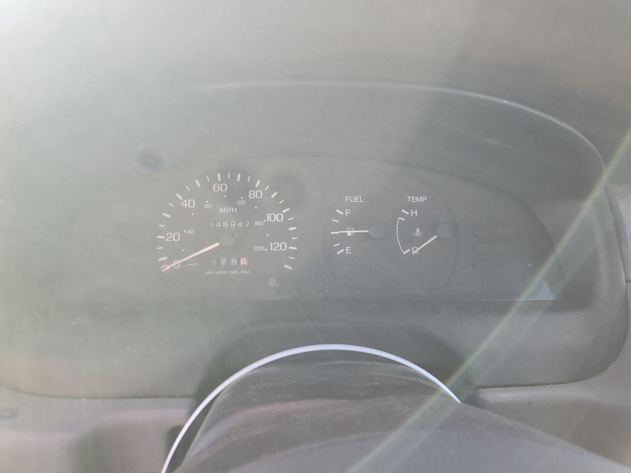 1995 Nissan Sentra Base Silver vin: 1N4AB41D7SC740739