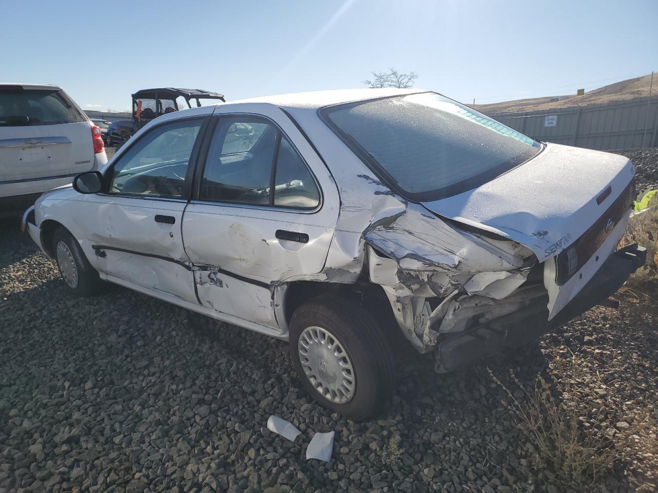 1996 Niss Sentra E White vin: 1N4AB41D7TC702316