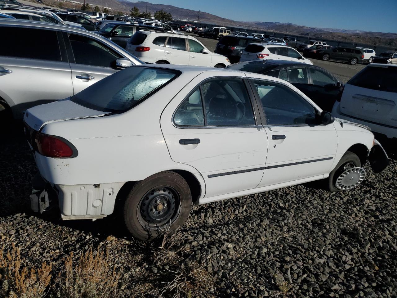 1996 Niss Sentra E White vin: 1N4AB41D7TC702316