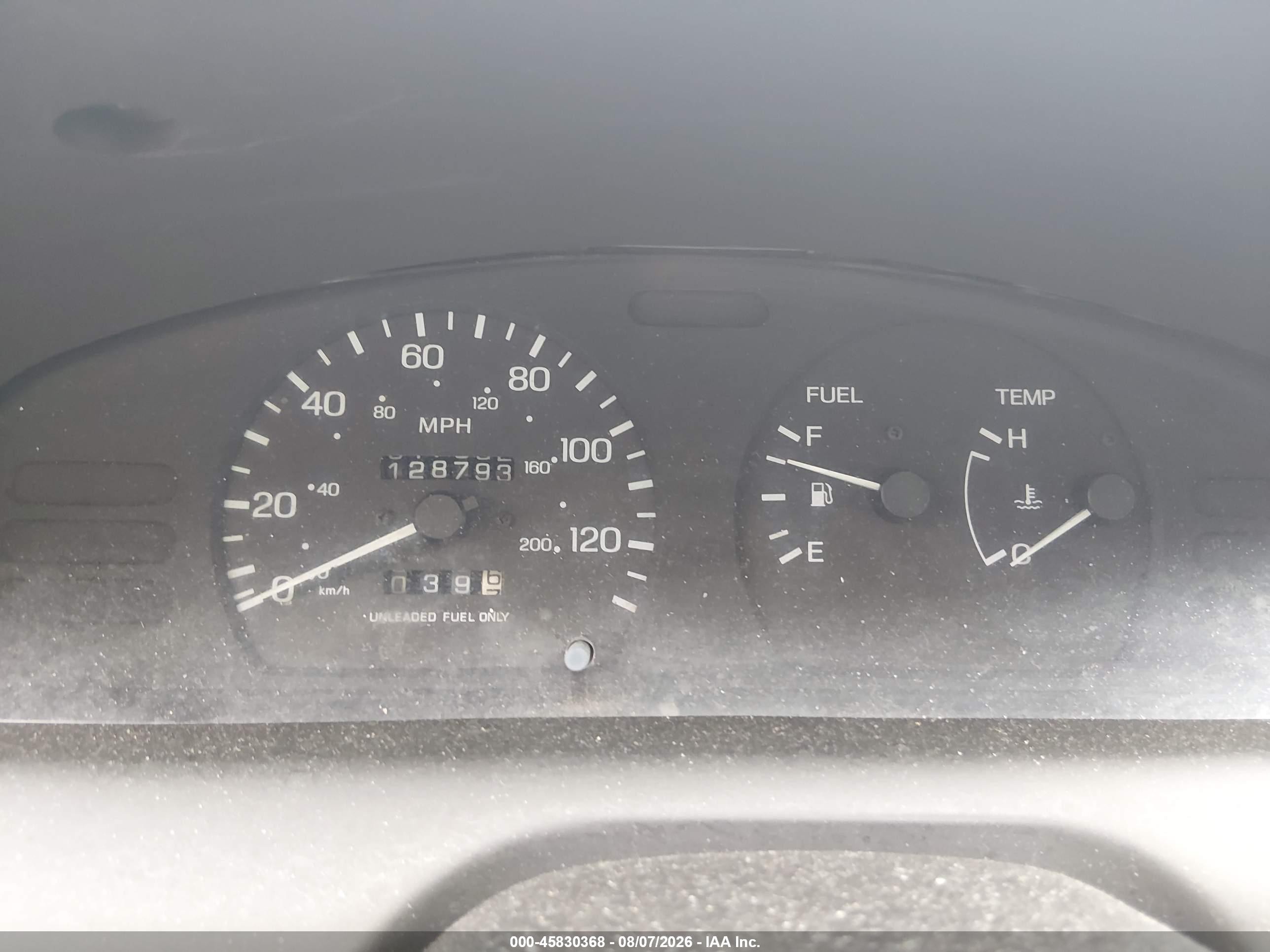 1998 Nissan Sentra Gle/gxe/xe Maroon vin: 1N4AB41D7WC717581