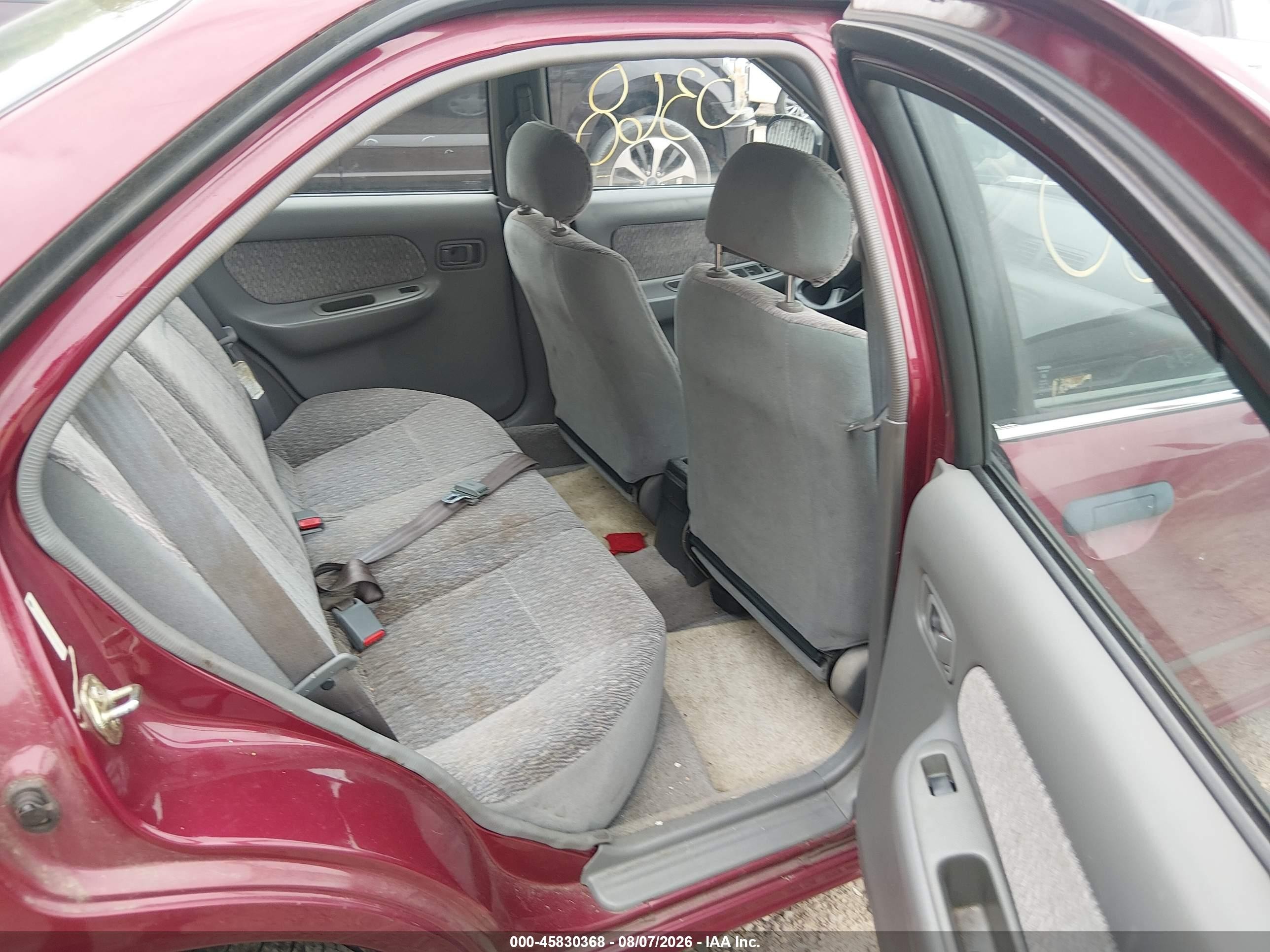 1998 Nissan Sentra Gle/gxe/xe Maroon vin: 1N4AB41D7WC717581