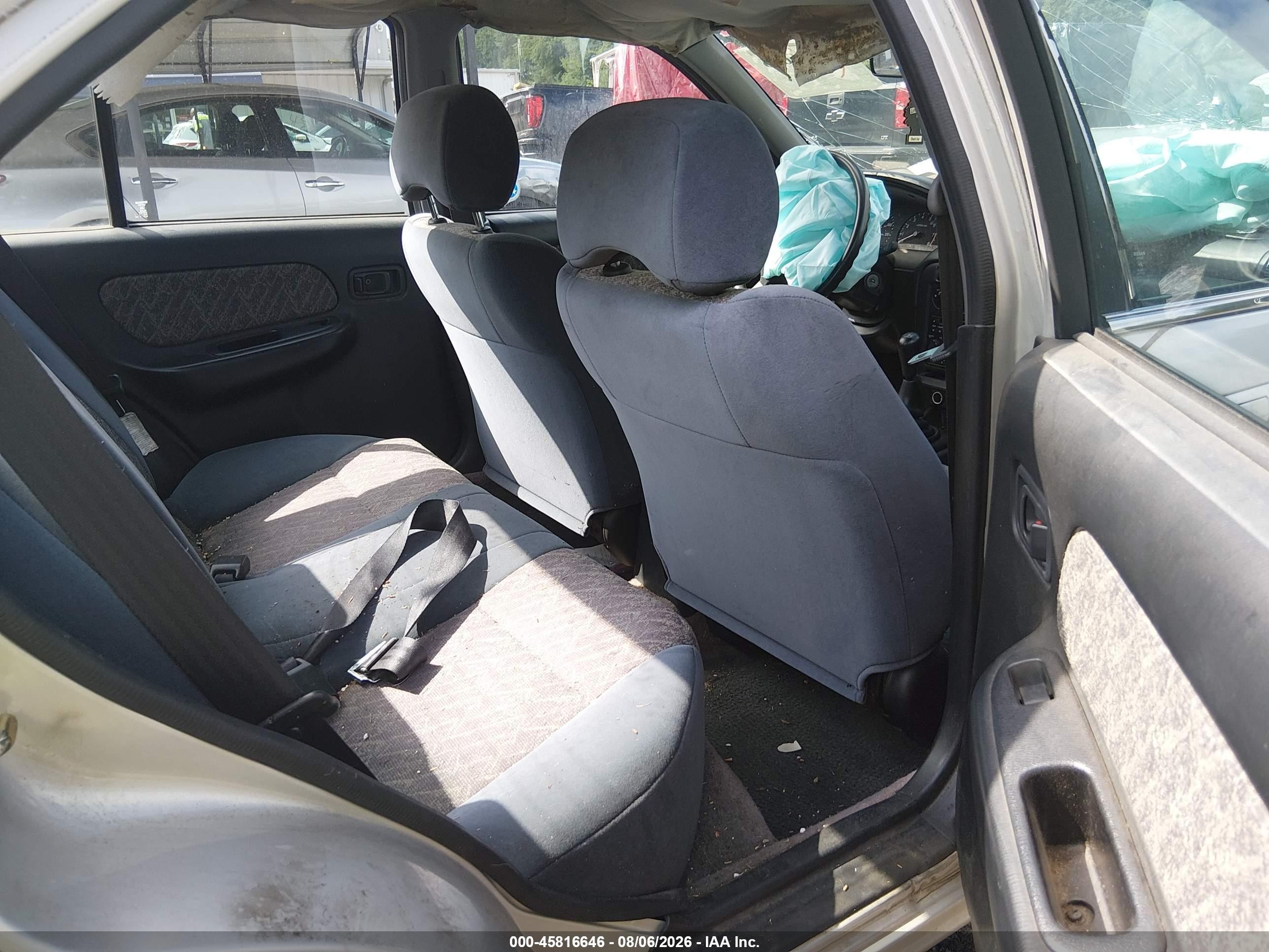 1999 Nissan Sentra Gxe/xe Silver vin: 1N4AB41D7XC709031