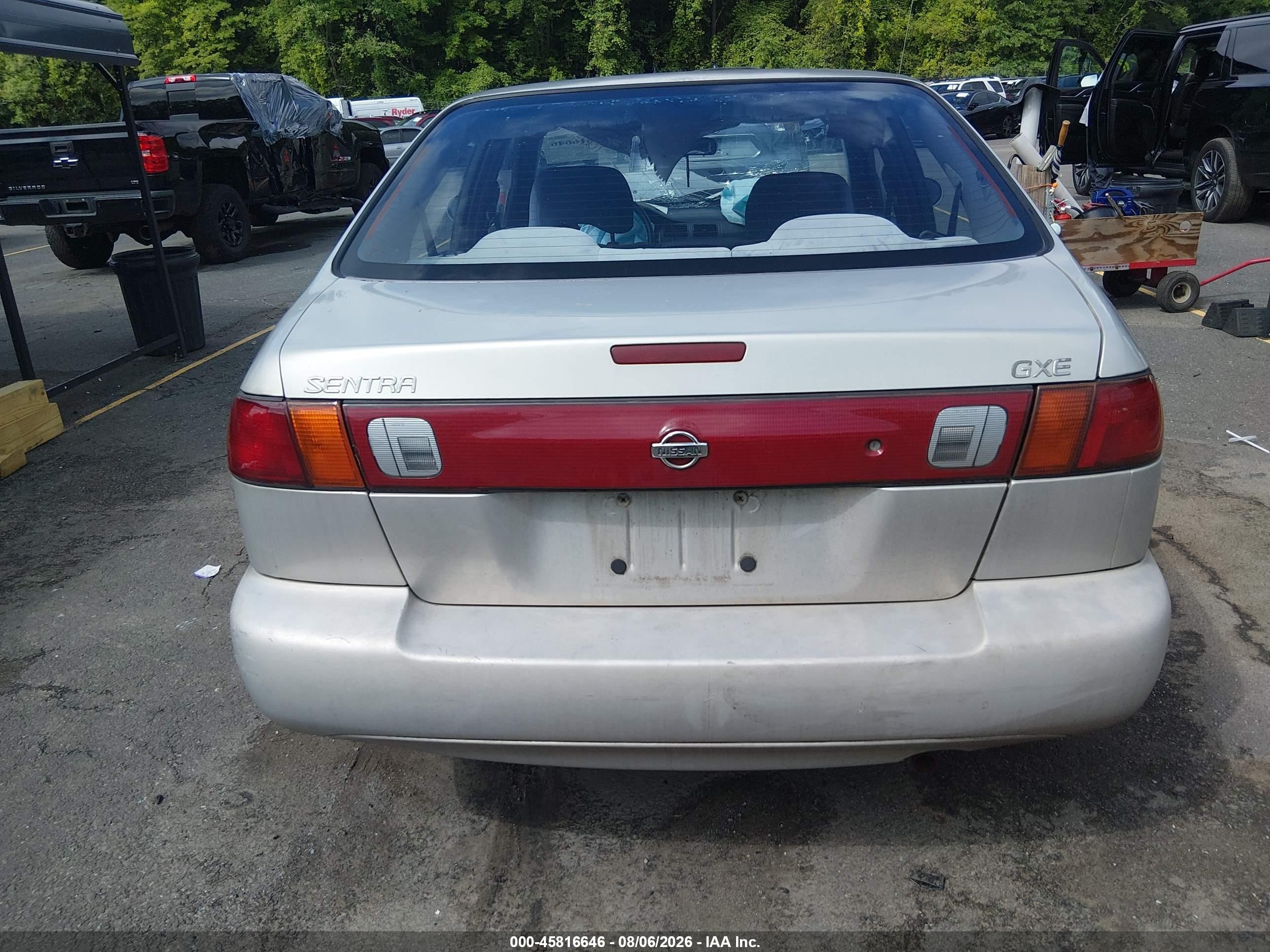 1999 Nissan Sentra Gxe/xe Silver vin: 1N4AB41D7XC709031