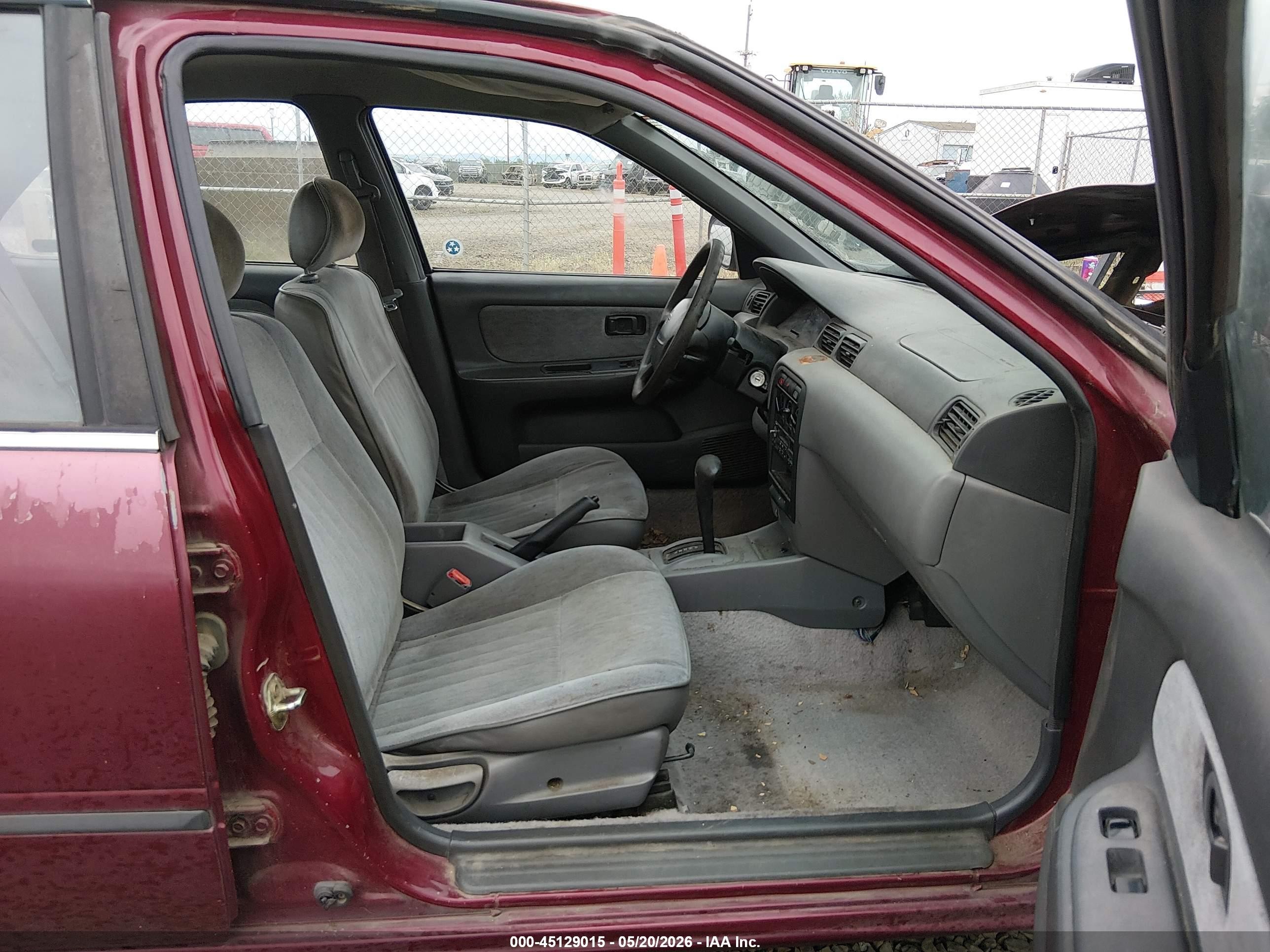 1996 Nissan Sentra E/xe/gxe/gle Red vin: 1N4AB41D8TC726771