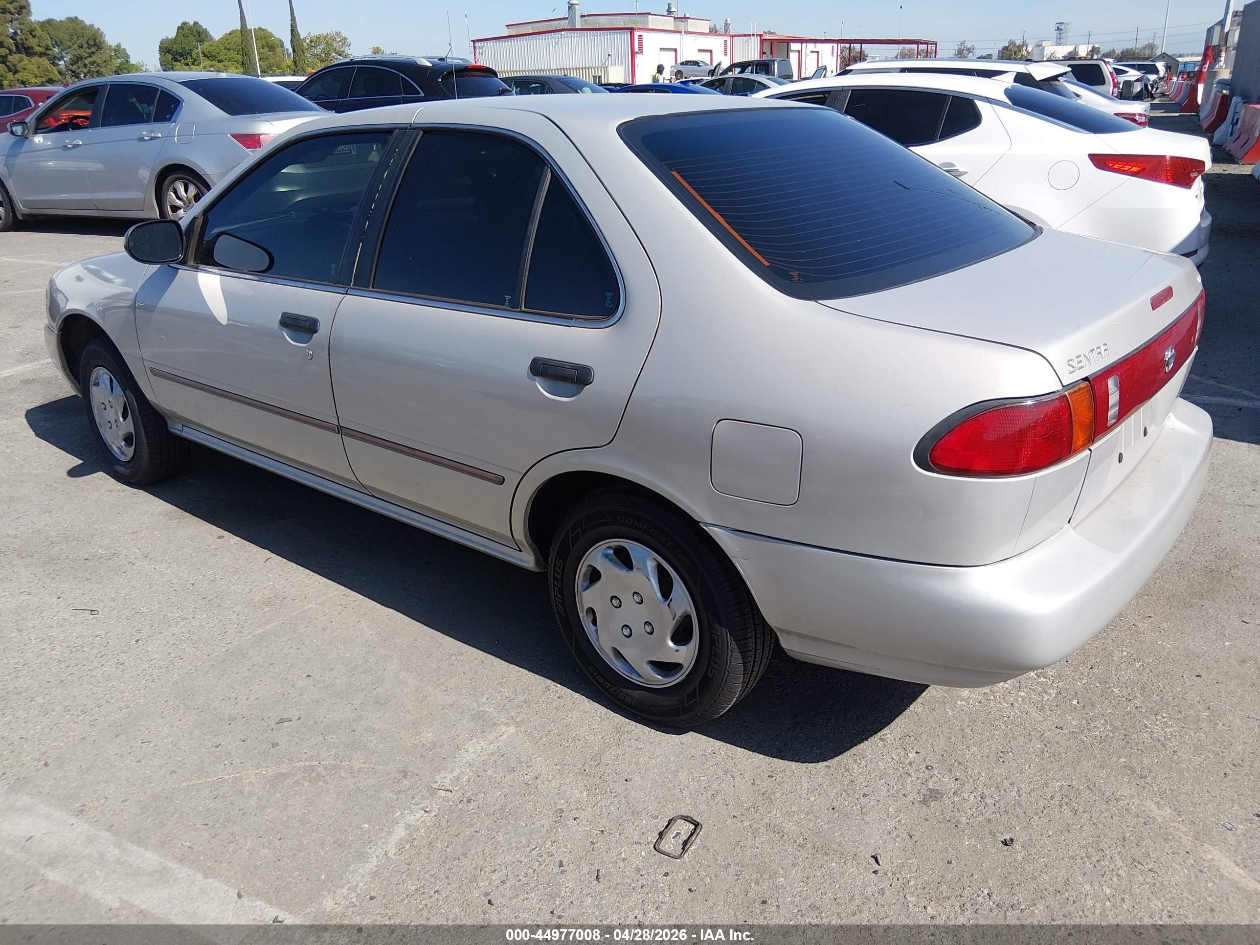 1997 Nissan Sentra Gle/gxe/xe Champagne vin: 1N4AB41D8VC769140