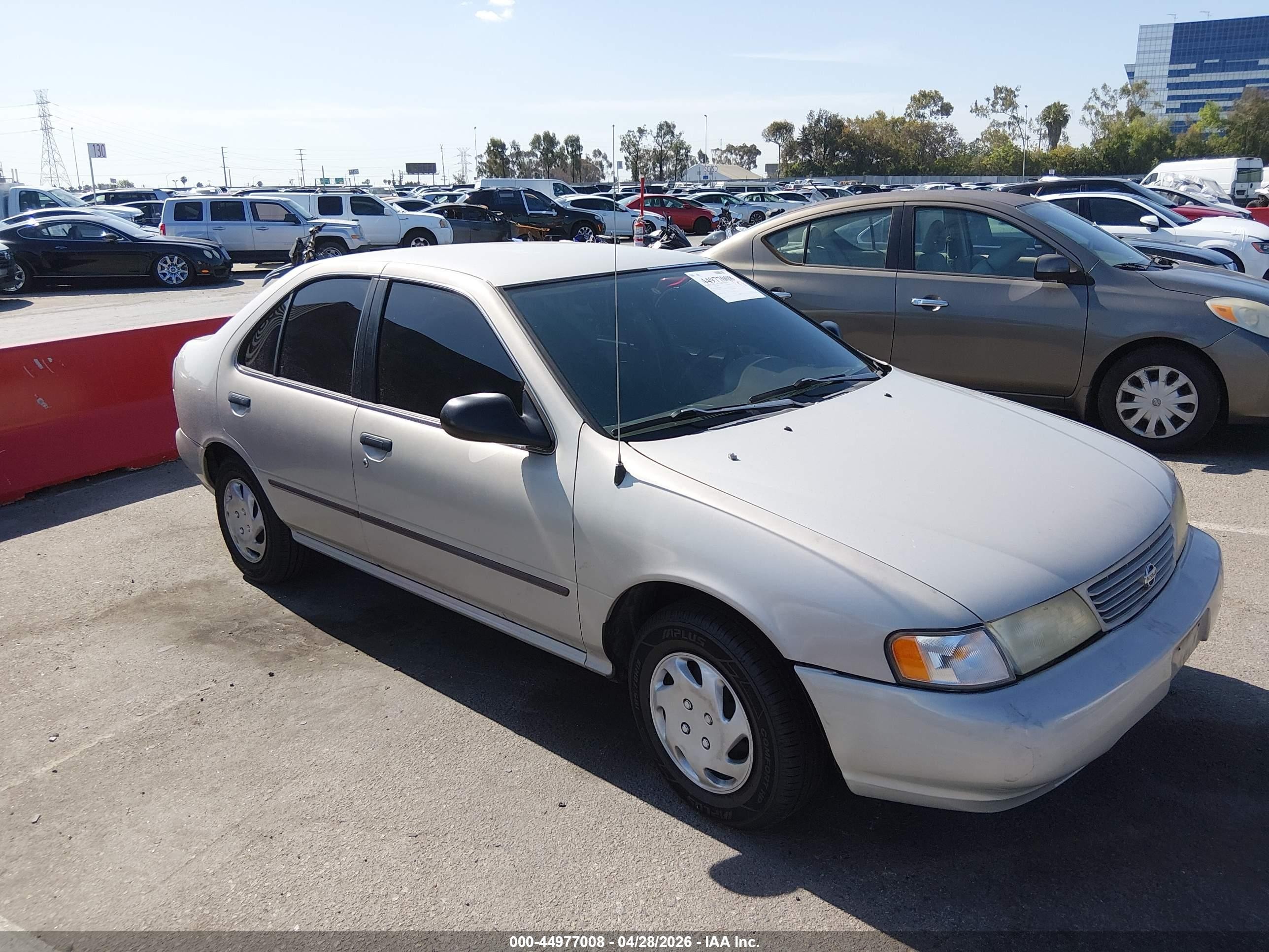 1997 Nissan Sentra Gle/gxe/xe Champagne vin: 1N4AB41D8VC769140
