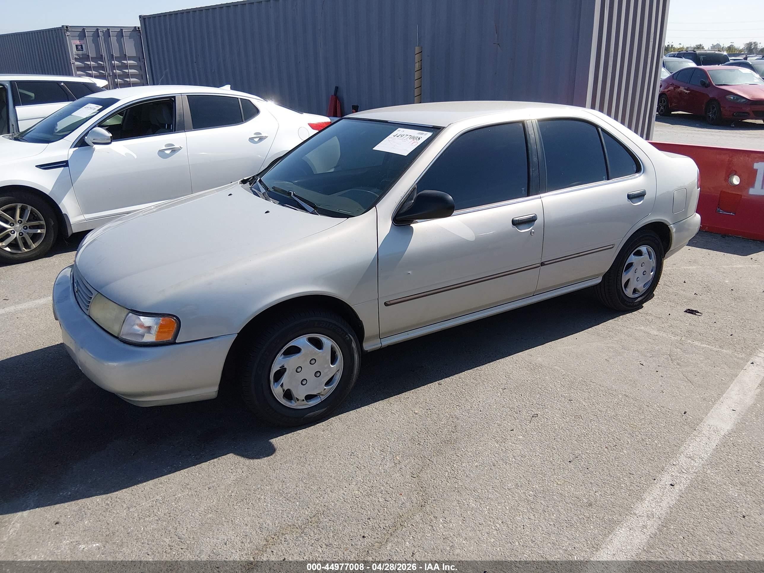 1997 Nissan Sentra Gle/gxe/xe Champagne vin: 1N4AB41D8VC769140