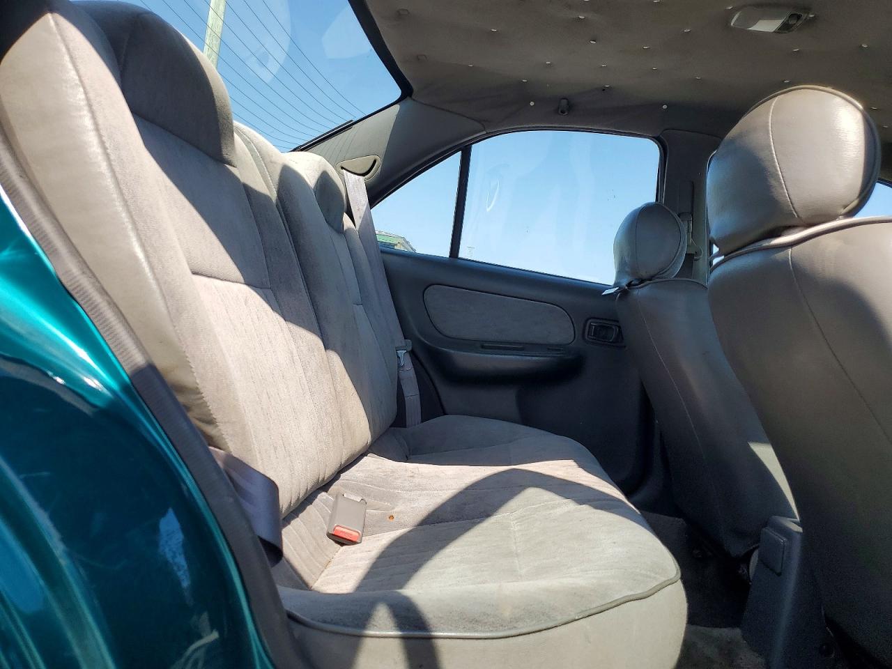 1997 Nissan Sentra Base/xe/gxe/gle Green vin: 1N4AB41D8VC790781