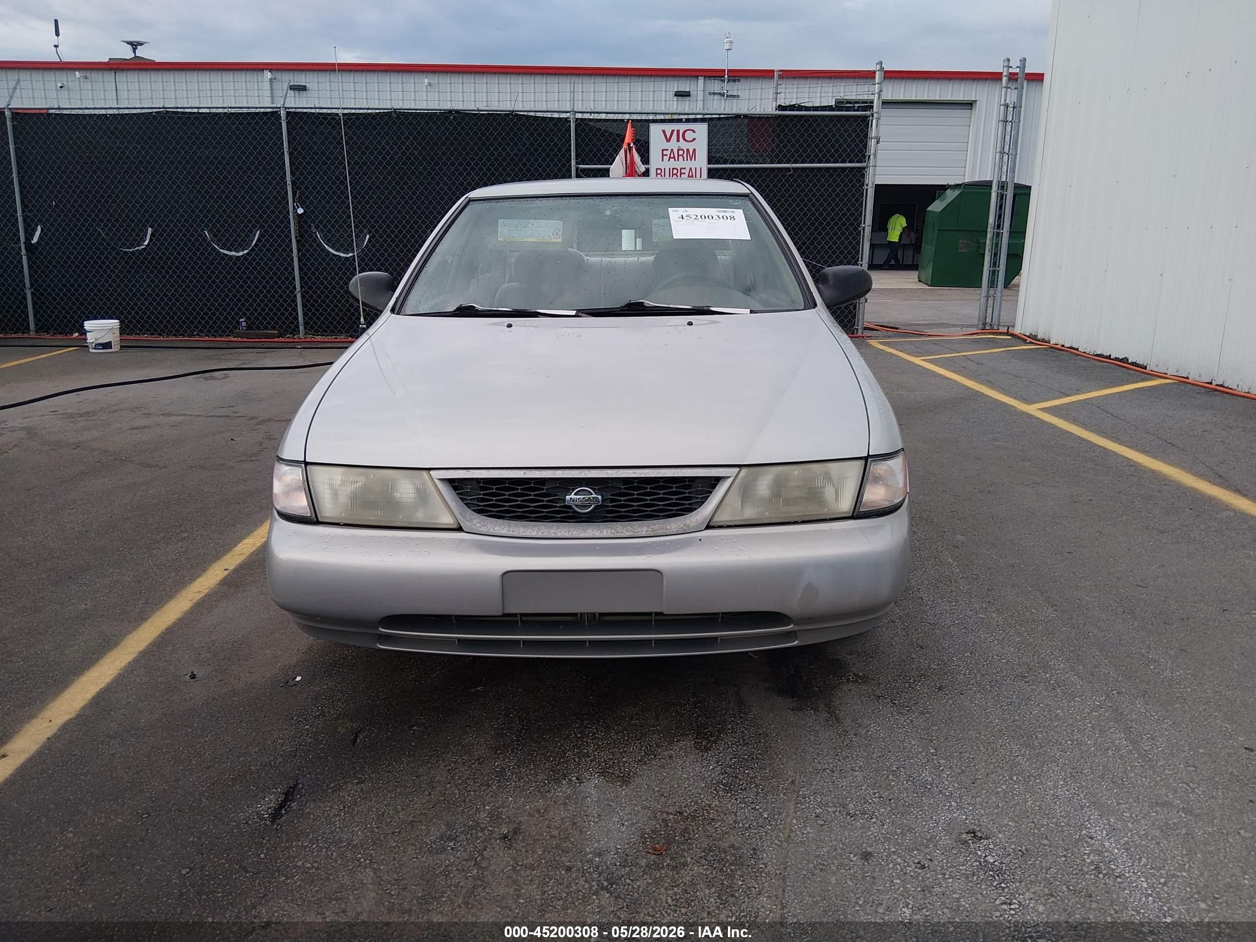 1998 Nissan Sentra Gle/gxe/xe Gray vin: 1N4AB41D8WC743655