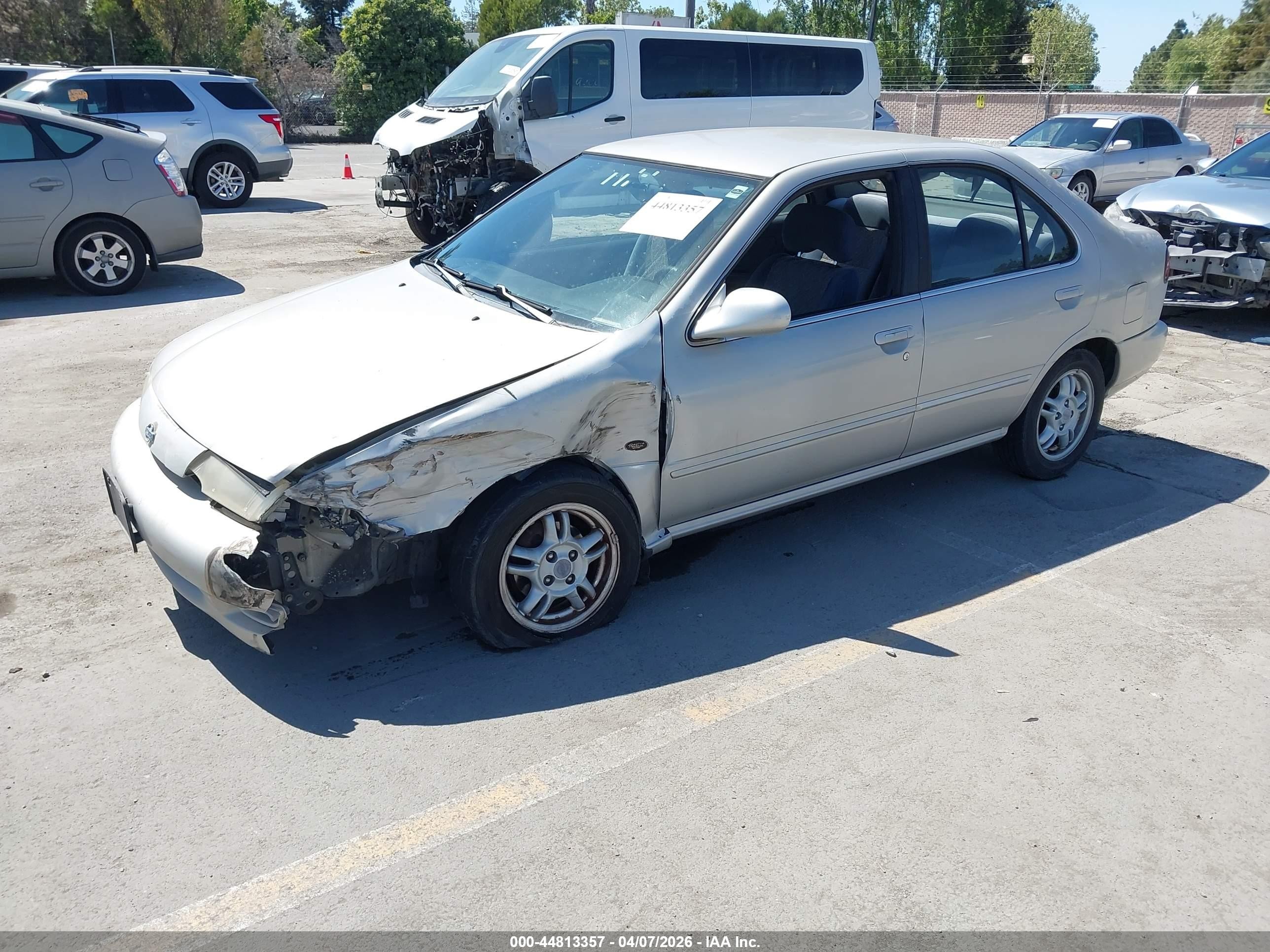1999 Nissan Sentra Gxe/xe Silver vin: 1N4AB41D8XC726615
