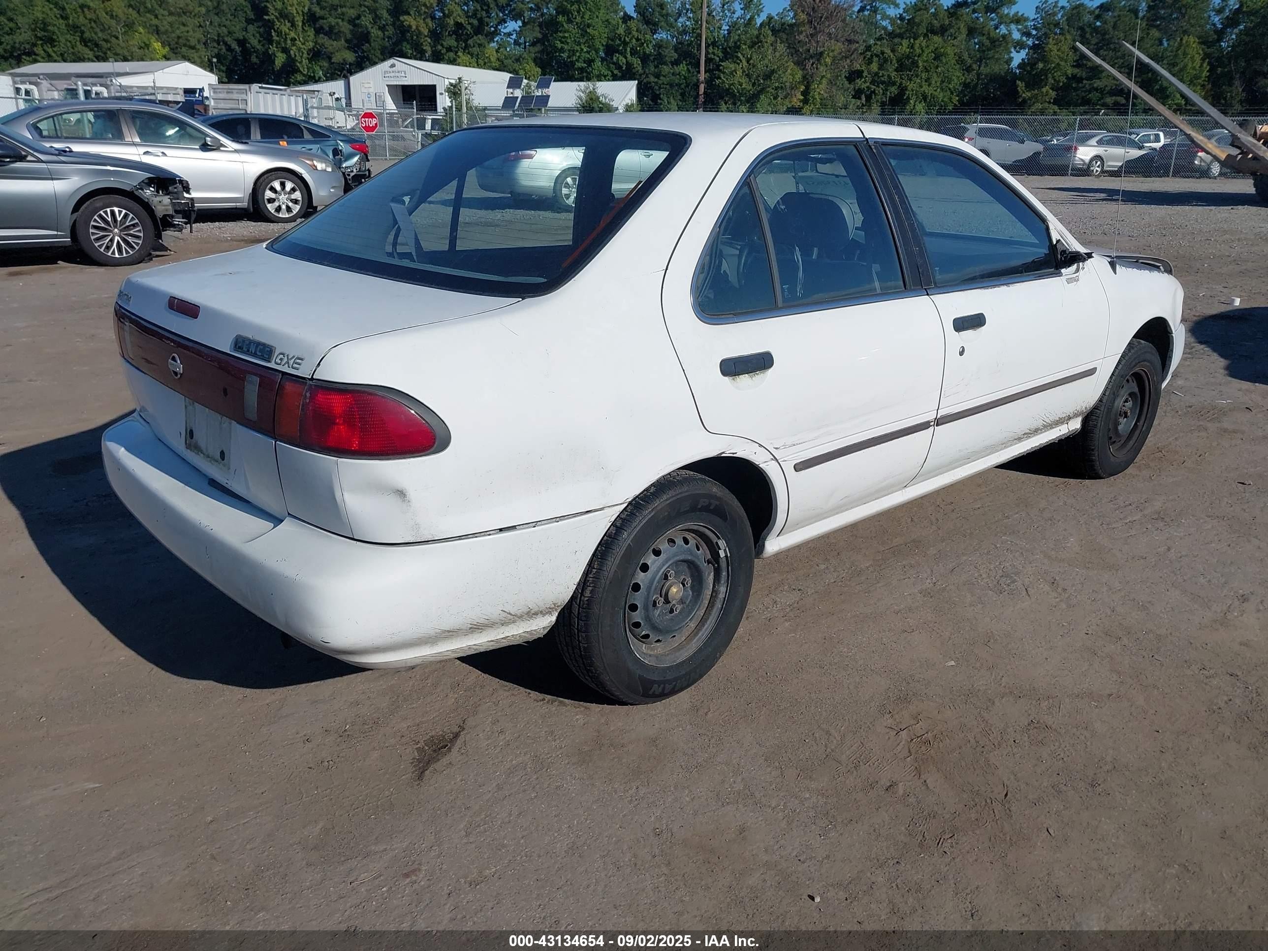 1995 Nissan Sentra Xe/gxe/gle White vin: 1N4AB41D9SC784483
