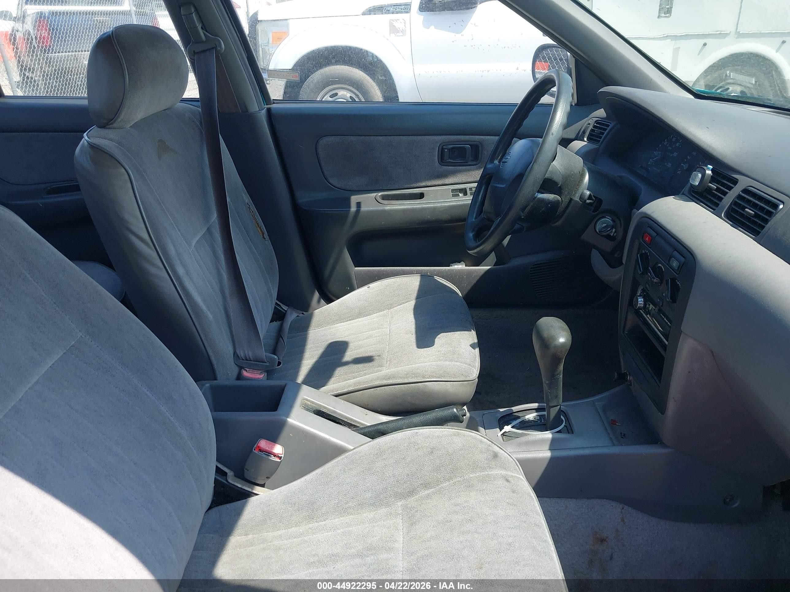1997 Nissan Sentra Gle/gxe/xe Green vin: 1N4AB41D9VC760785