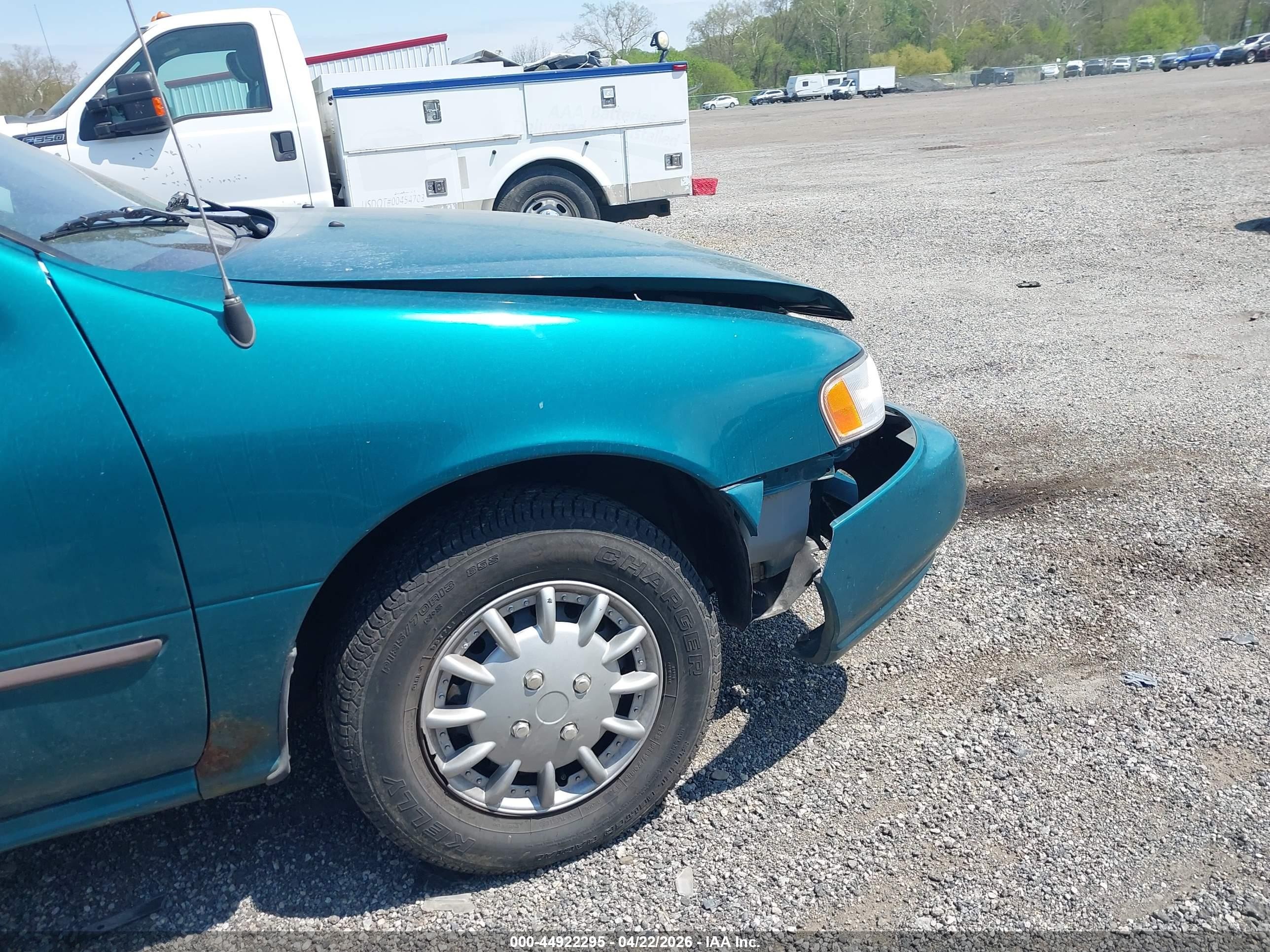 1997 Nissan Sentra Gle/gxe/xe Green vin: 1N4AB41D9VC760785