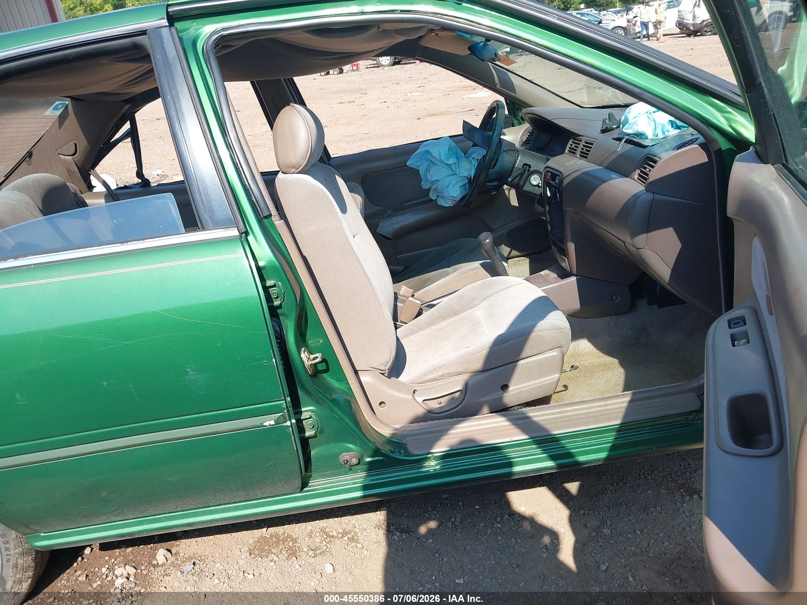 1998 Nissan Sentra Gle/gxe/xe Зеленый vin: 1N4AB41D9WC718005