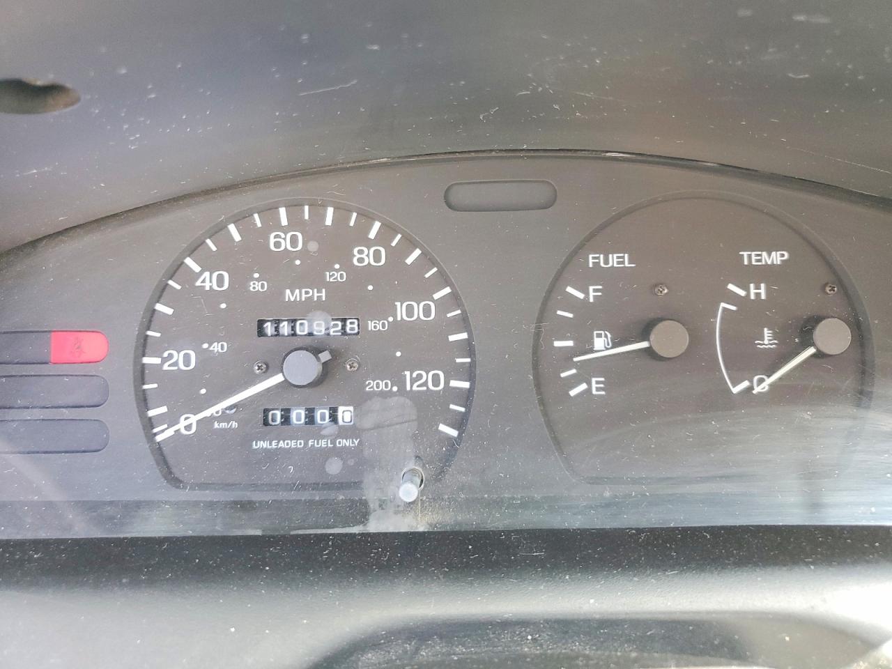 1995 Nissan Sentra Base Maroon vin: 1N4AB41DXSC771192