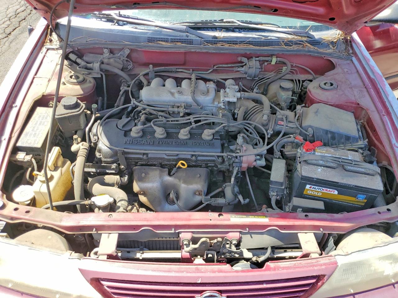 1995 Nissan Sentra Base Maroon vin: 1N4AB41DXSC771192
