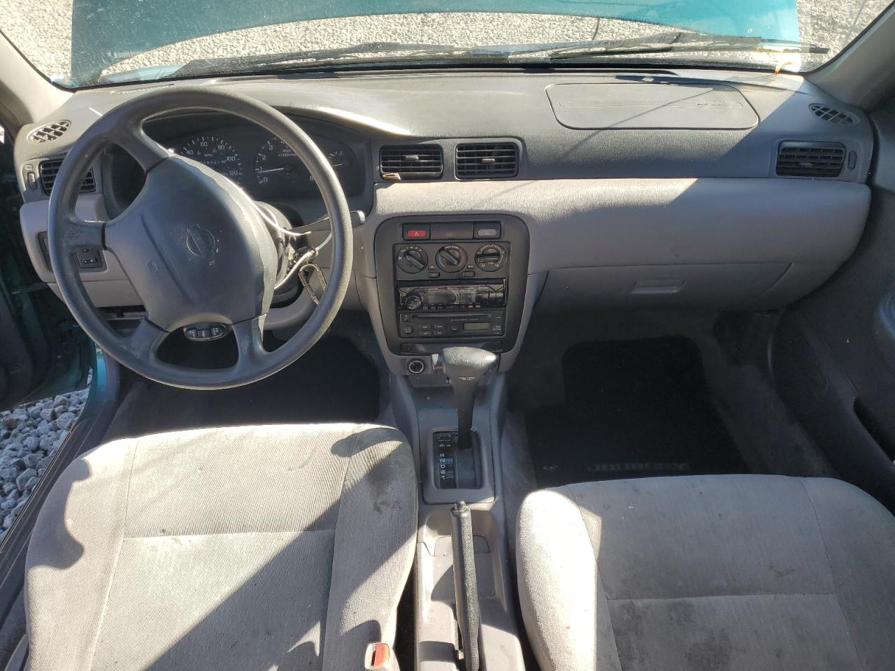 1996 Nissan Sentra E Green vin: 1N4AB41DXTC753292