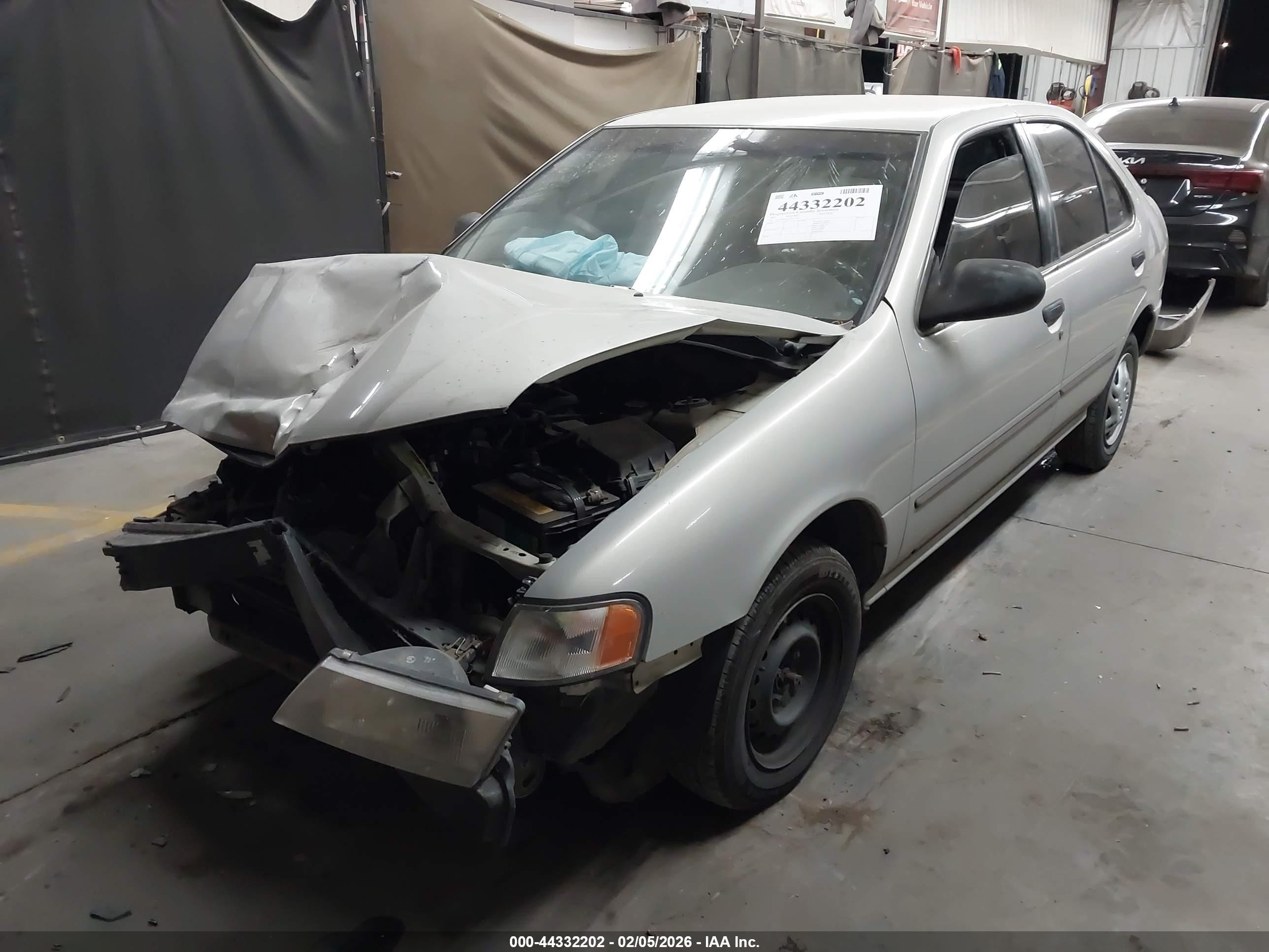 1997 Nissan Sentra Gle/gxe/xe Gray vin: 1N4AB41DXVC757264