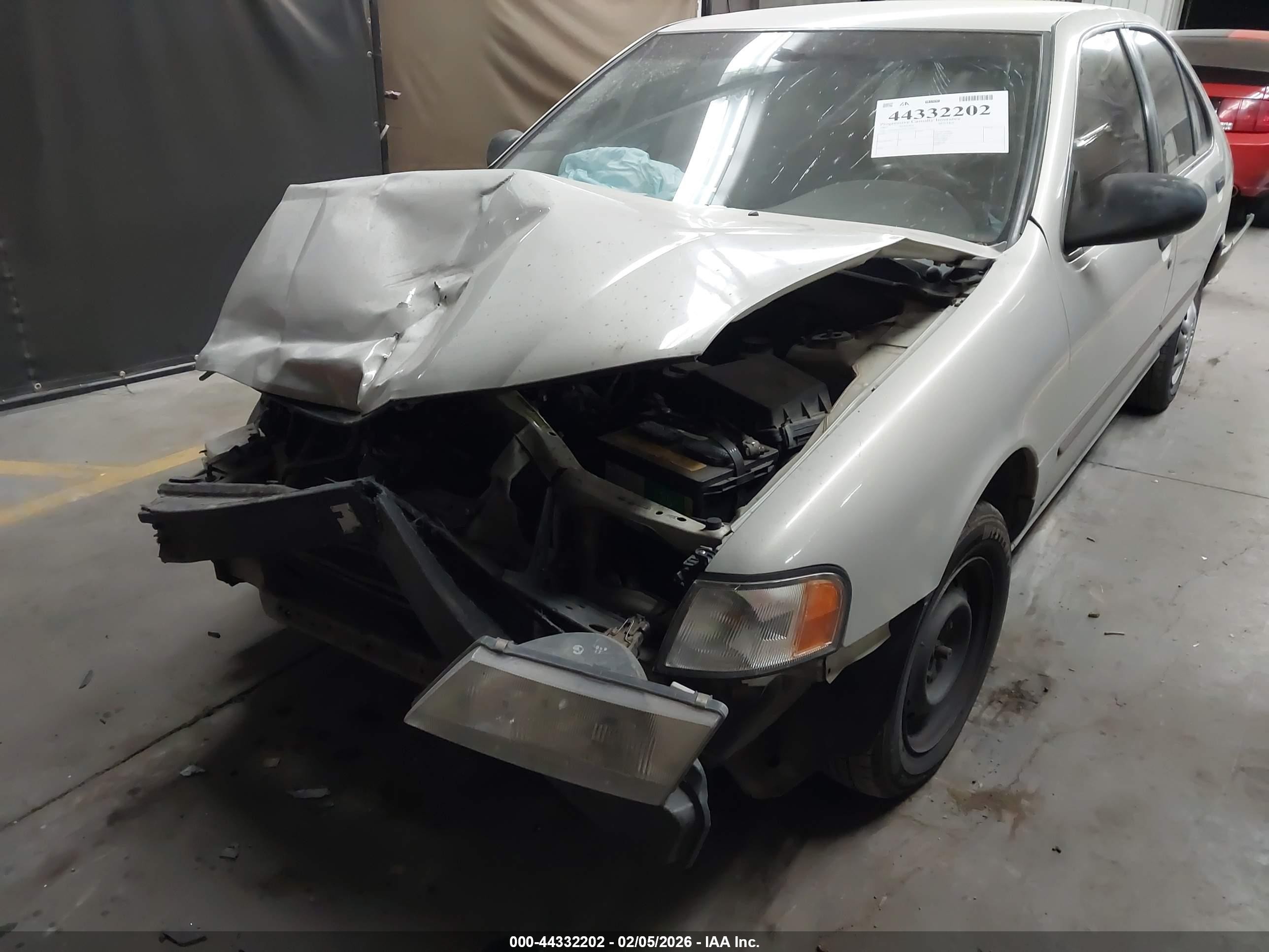1997 Nissan Sentra Gle/gxe/xe Gray vin: 1N4AB41DXVC757264