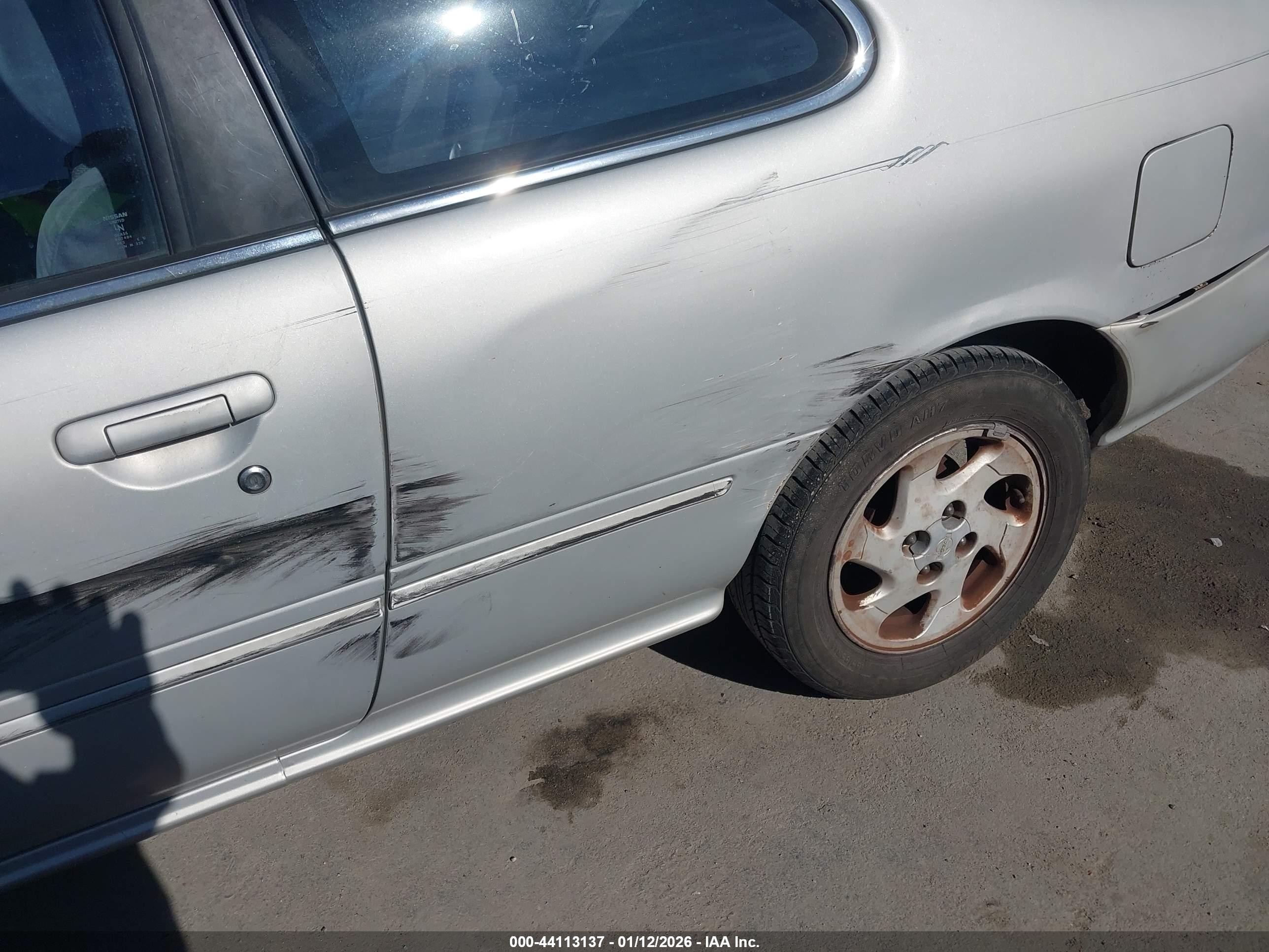 1997 Nissan 200sx Se Silver vin: 1N4AB42D9VC510025